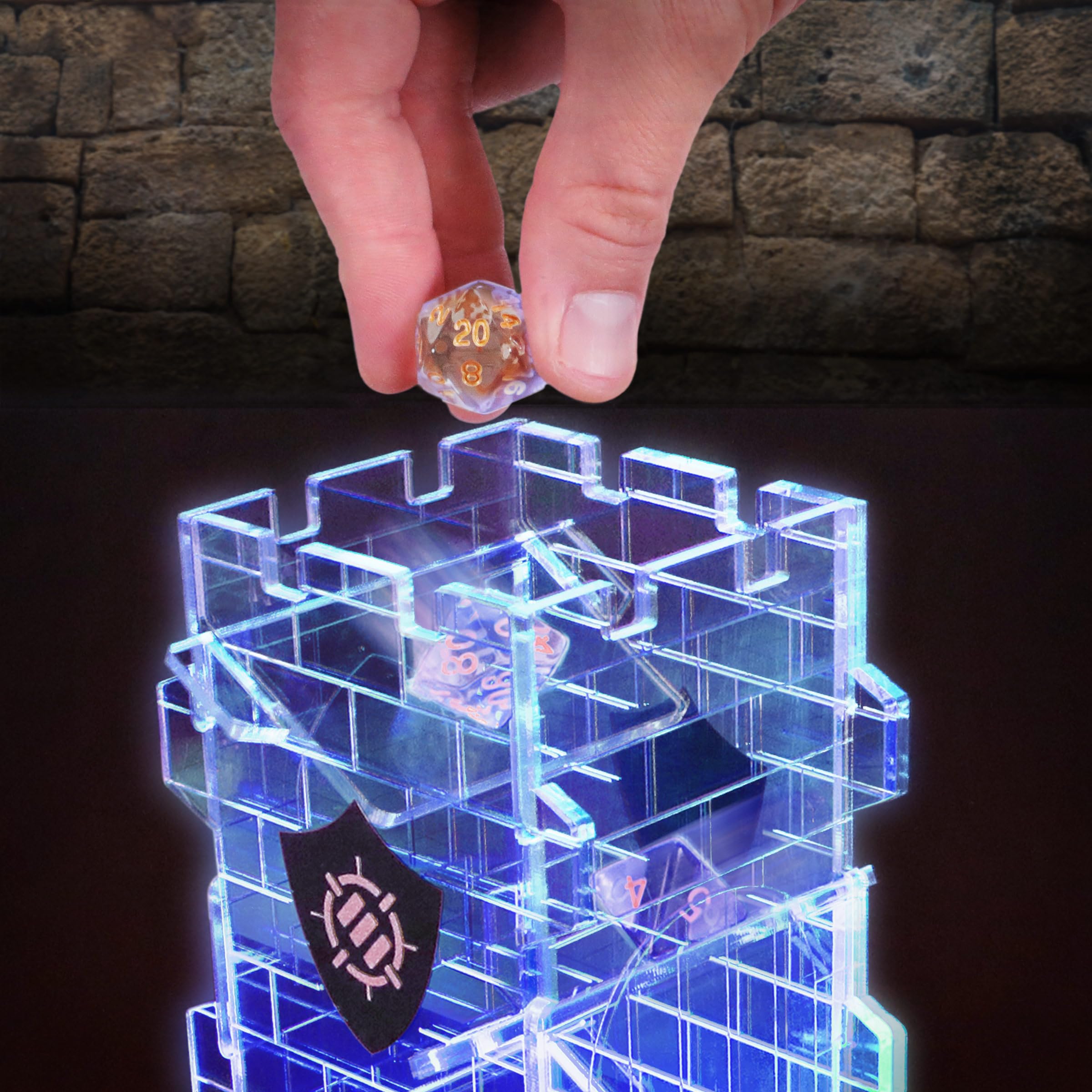 ENHANCE Tour de dés LED avec 7 dés RPG – Ensemble de dés Transparents, Tour LED avec Base en Bambou et Design Château, Roule Jusqu'à 14 dés Standard à la Fois – Idéal pour Soirées de Jeu
