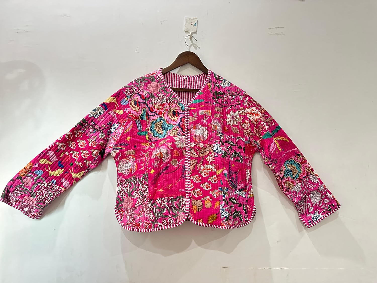 LimraCreation® Handmade Patchwork Quilted Cotton Jacket for Women – Boho Reversible Vintage Coat, Lightweight Layering Jacket