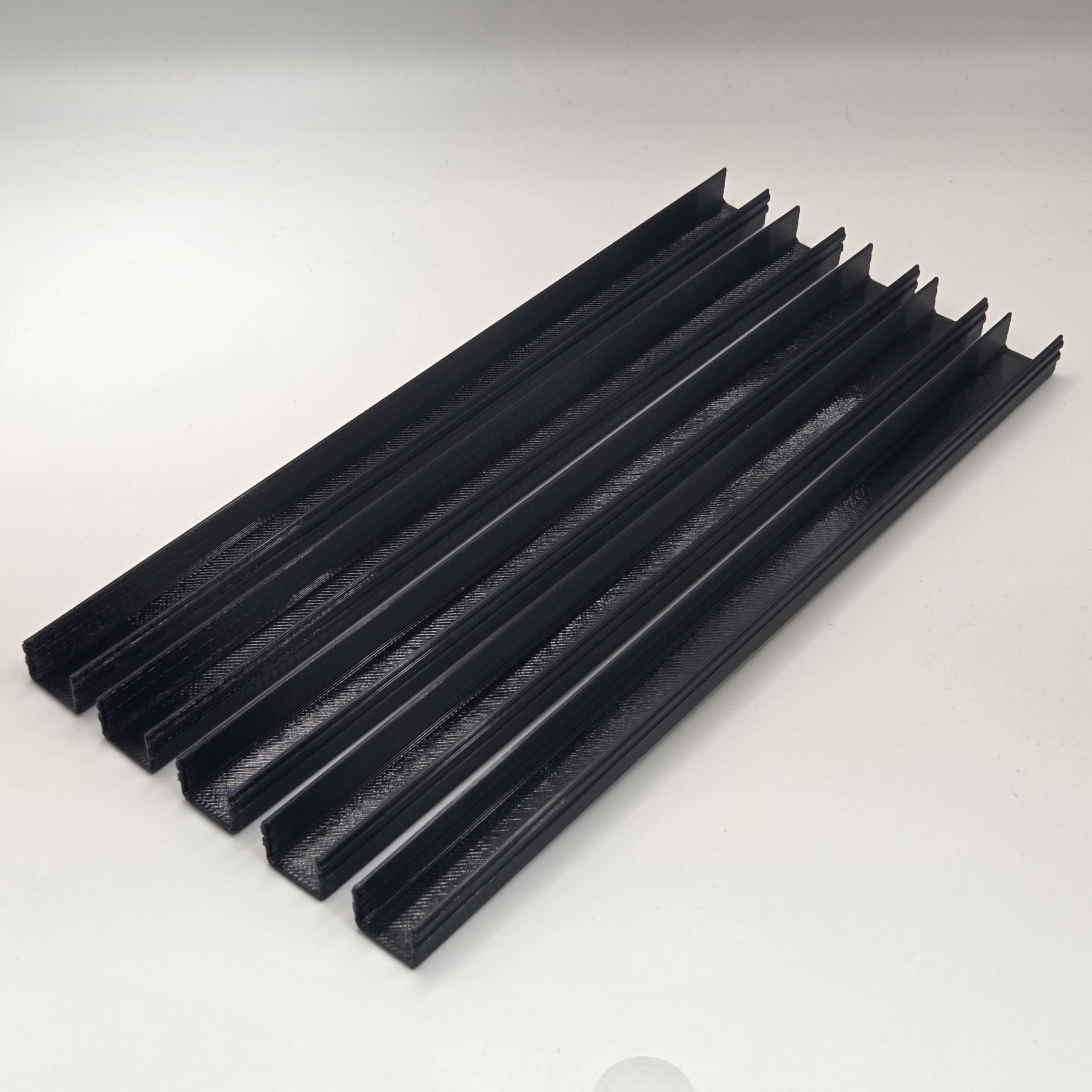 Acoustic Slat Wall Cable Management Cover for 13mm Panel Gaps - 1m TV Cable Trunking (5-Pack 200mm Strips) Push Fit Decorative Concealer, Black