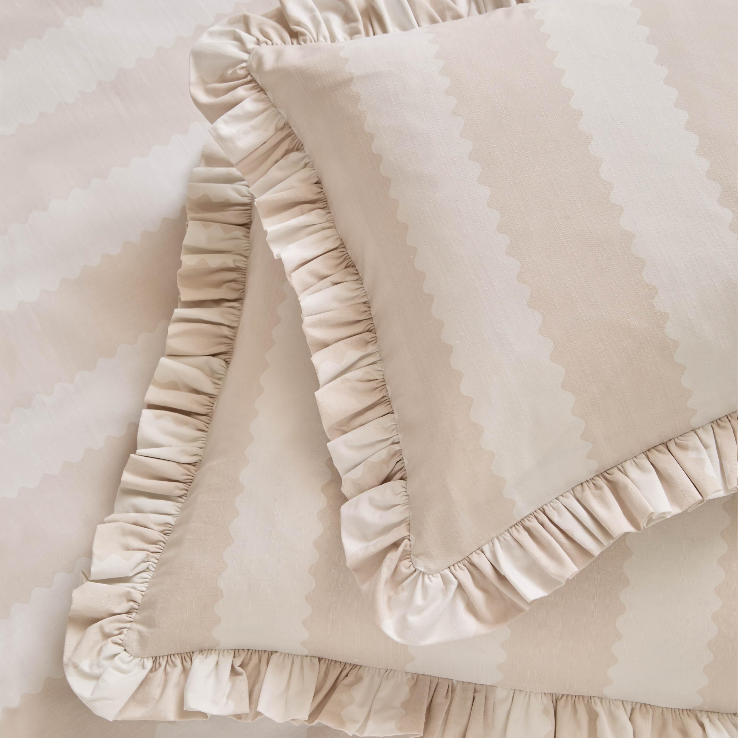 Furn. Oat/Milk Wylder Birdie Stripe Pillowcase Pair – Reversible Ruffle Edge Cotton Rich Striped Pillow Covers ( – 50X75cm)