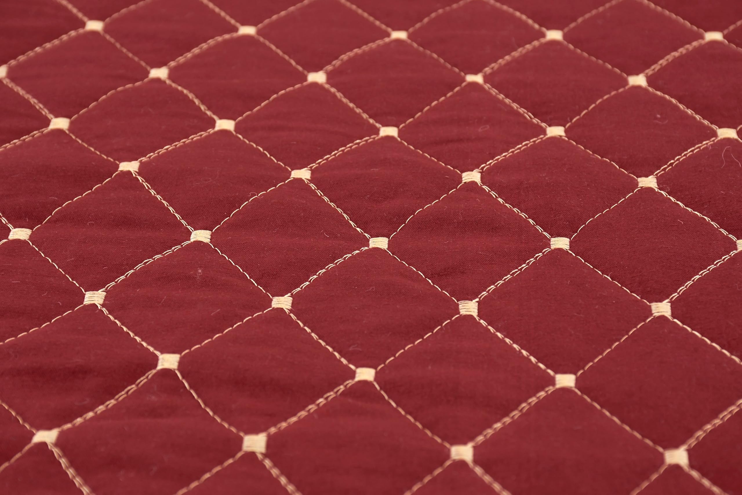 AASHIYANA SAJONA Quilted Double Bed Runner with 2 Cushion Covers, Maroon, Polyester Cotton Blend, 50.8x254 cm Runner, 40.64x40.64 cm Cushions, 3 Piece Set (Mehrun) 1