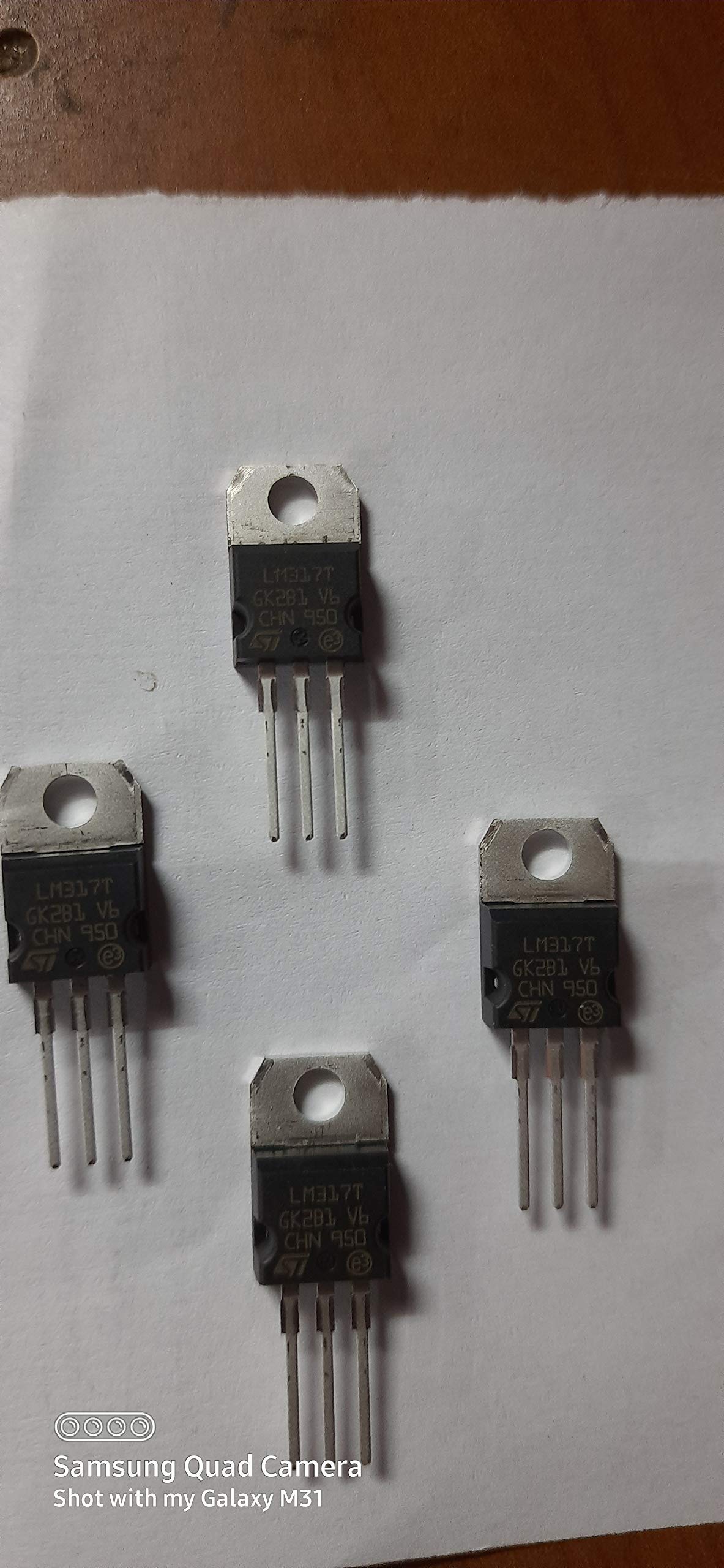 DEPOKE IC LM317 (Set of 4) (B07D1KCTZC) Amazon Price History, Amazon Price Tracker