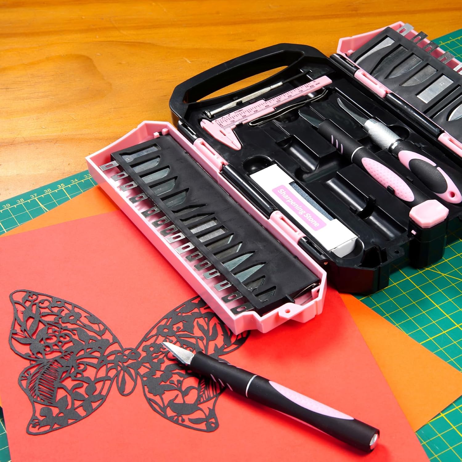 MANUFORE 34pcs Large Exacto Knife Set Pink Deluxe Craft Precision Knife Set Include 3pcs Craft Knives with Anti-Slip Rubber Grip, 25pcs Different Blades, 2pcs Needles, Sharpening Stone, Screwdriver