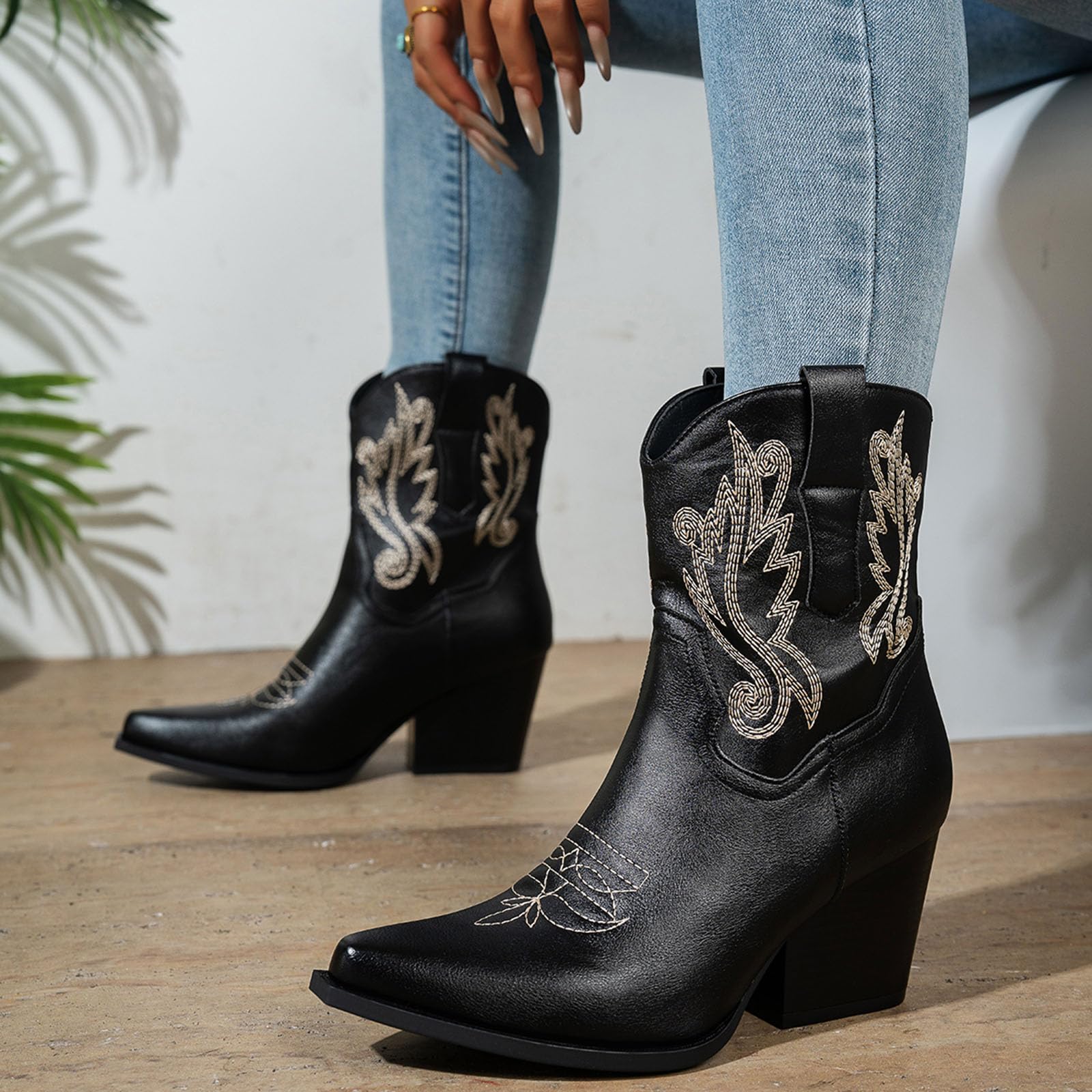 Botas de verano de vaquero para mujer, con tacón de bloque, punta puntiaguda, diseño retro bordado, cremallera lateral y caña media