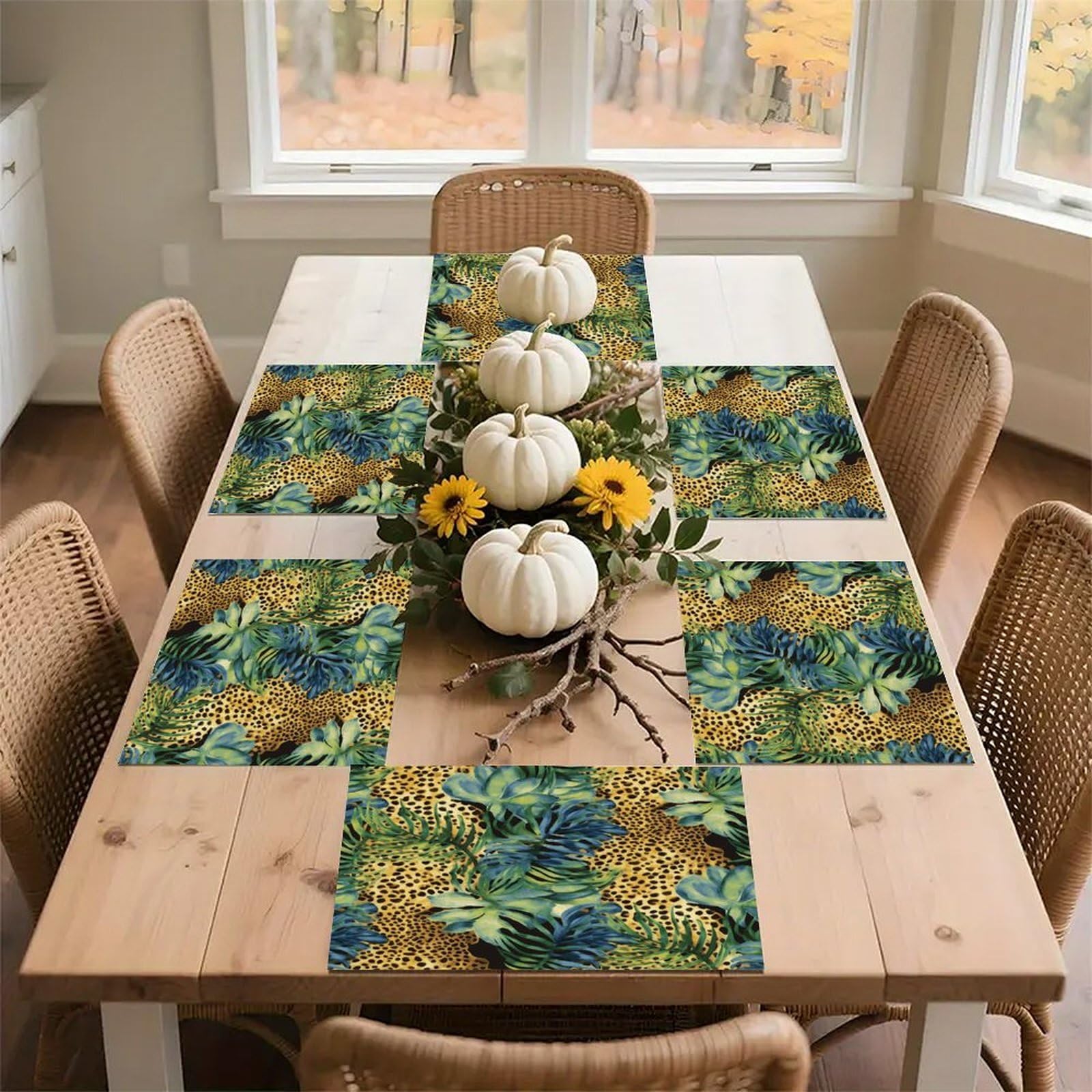 Print Animal Leopard Print Jungle Placemats Wipeable Heat Resistant Table Mats Washable Flax Place Mats Elegant Cloth Non-Slip Placemat for Kitchen Dinning Party Table Decor 12 * 18 in