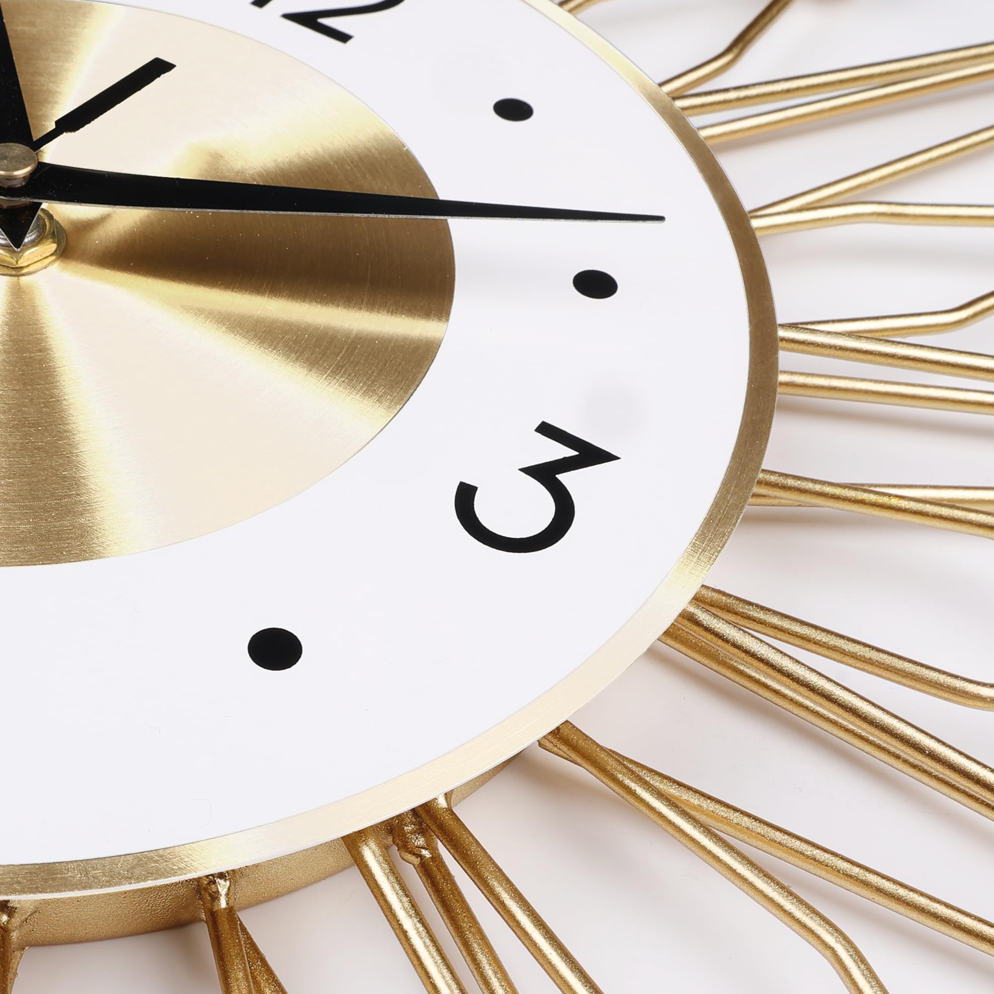 Lafocuse Gold Wanduhr Groß Metall, Kreative Design Lautlos Wanduhr Modern, Ohne Ticken Art Deko für Wohnzimmer Schlafzimmer Küche 56cm