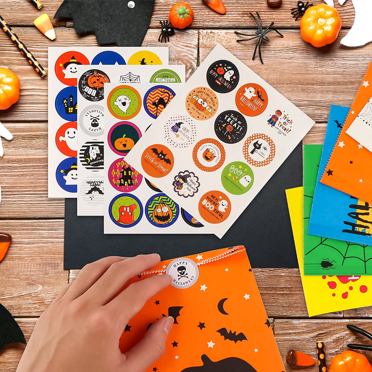 Halloween Papiertüten – 12 Stück Mit Aufklebern | Süßigkeiten-Taschen Für Die Gruselparty
