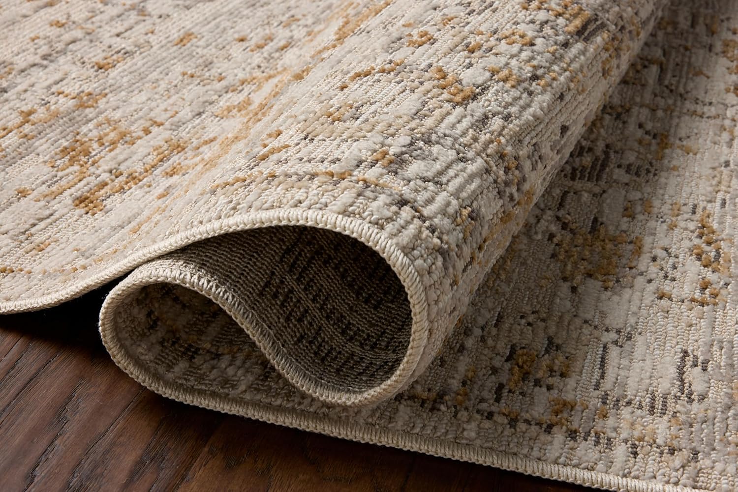Loloi Milena Collection MLE-09 Ivory/Ochre 2'-0" x 3'-0" Accent Rug