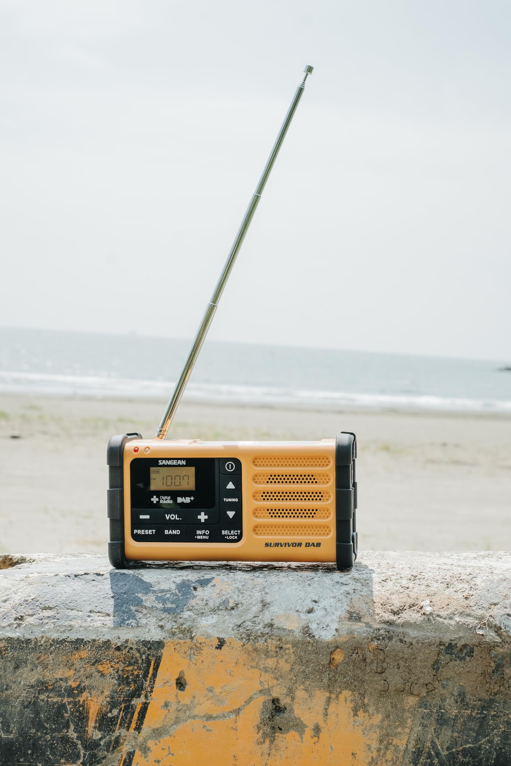 Sangean MMR-88 Dab+ (Survivor Dab)