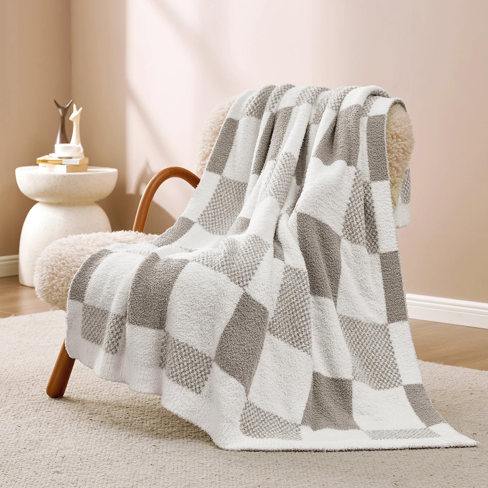 Snuggle Sac Checkered Blanket, Grey Throw Blanket for Couch Checker Microfiber Fluffy Warm Fuzzy Cozy Soft Throw Blanket Reversible Checkerered
