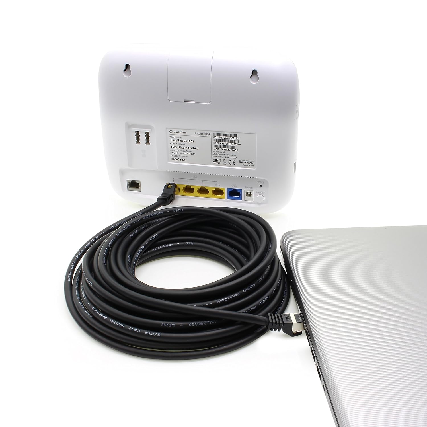 1aTTack.de Cat.7 Patch Cable Set S/FTP (PiMF) Ethernet LAN Network Cables 10 Gigabit/s High Speed 600 MHz with Locking Protection Halogen-Free (LSZH) Schwarz - 5 Pieces 0 5m
