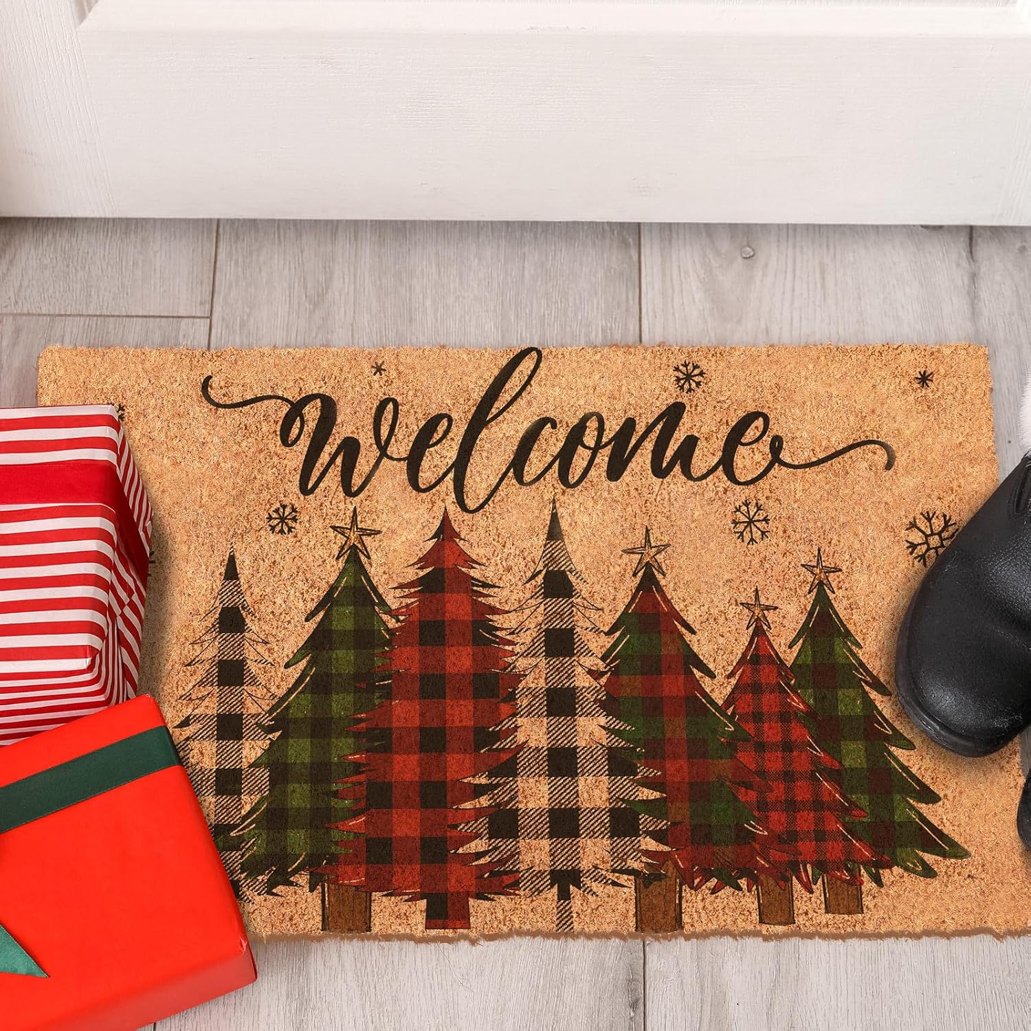 Capoda Christmas Door Mat 30 x 17 Inch Winter Welcome Doormat Non Slip Large Porch Coir Rug Winter Front Door Mat for Xmas Indoor Outdoor Entrance Porch Decor(Christmas Tree)