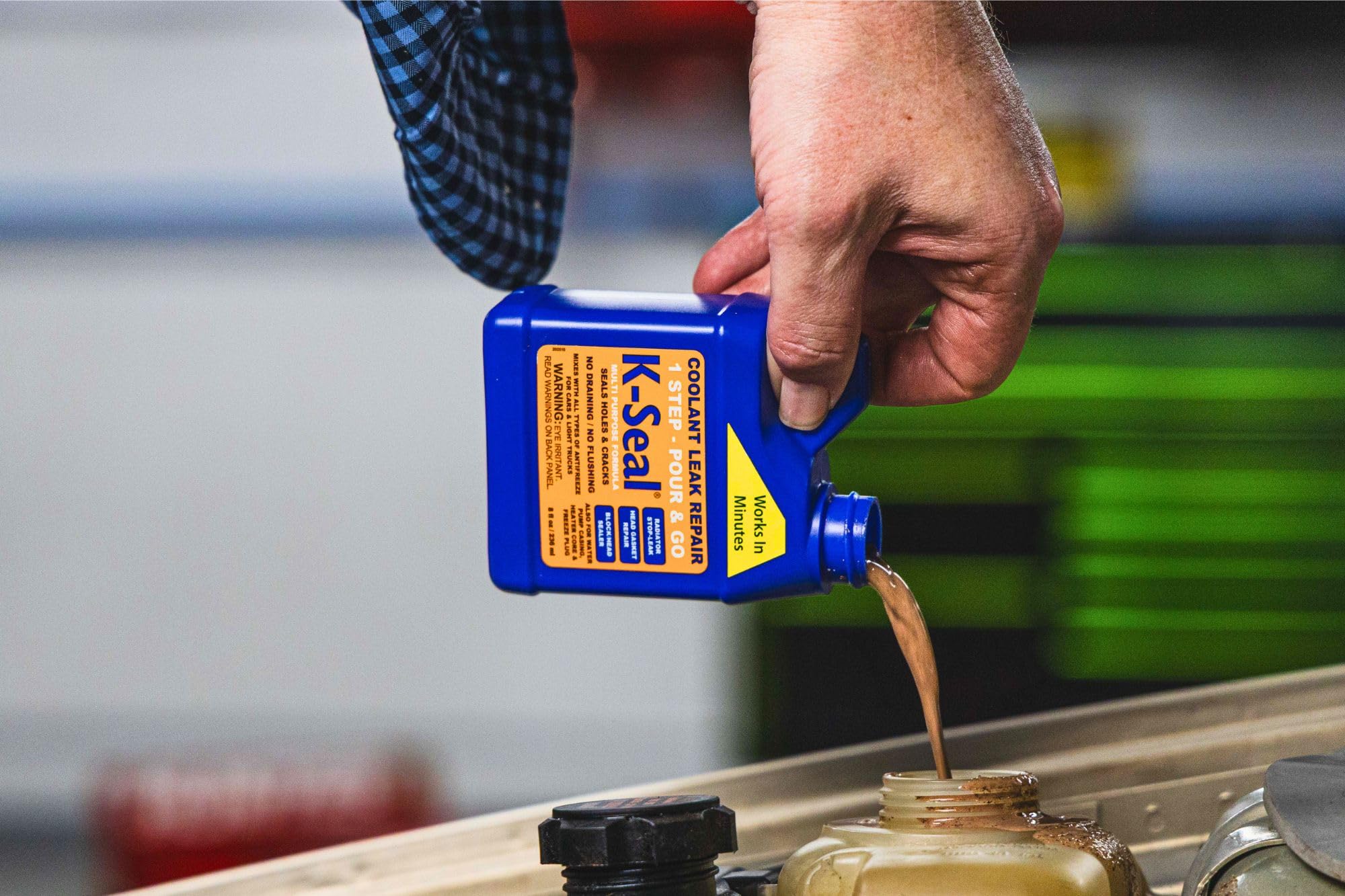 ST5501 Multi-Purpose One Step Coolant Leak Repair 8oz Pour and Go Mixes with All Antifreeze No Flushing Required product thumbnail 4