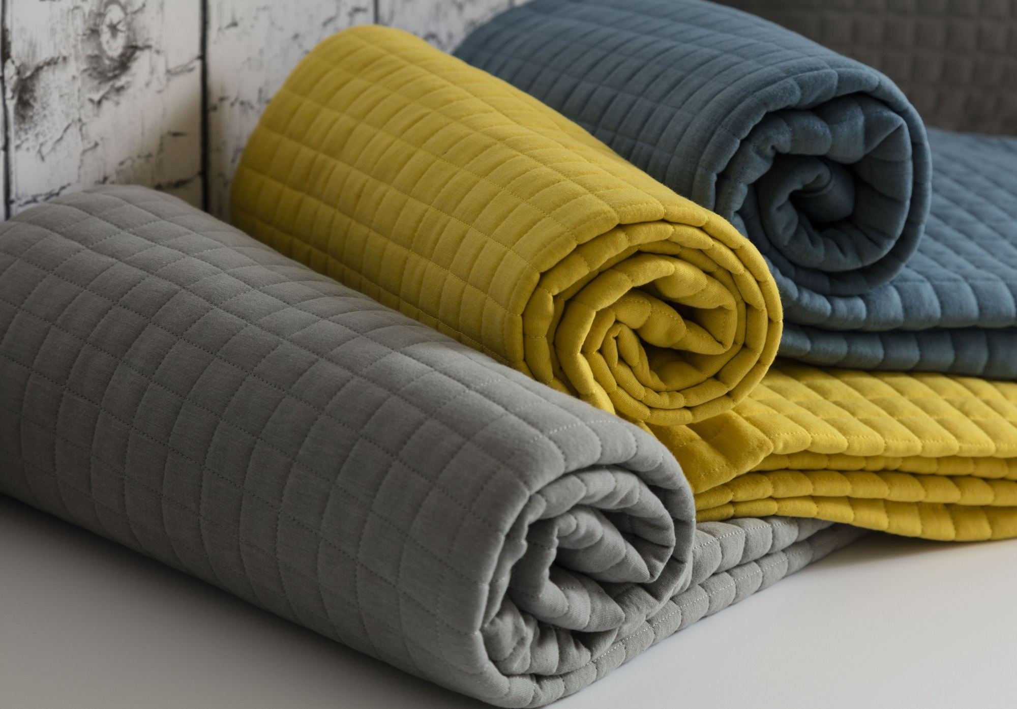 Belledorm Crompton Quilted Bed Runner (Saffron)