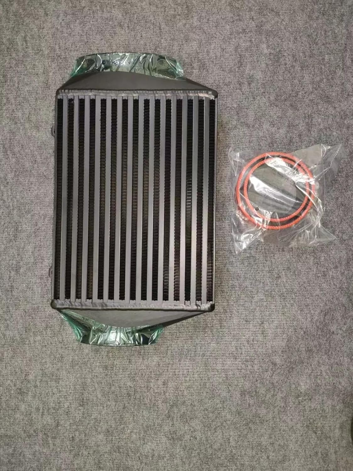 MINI R53 1.6 Top mount Intercooler with Bar and Plate Core 2002-2006 & Snoot Boots
