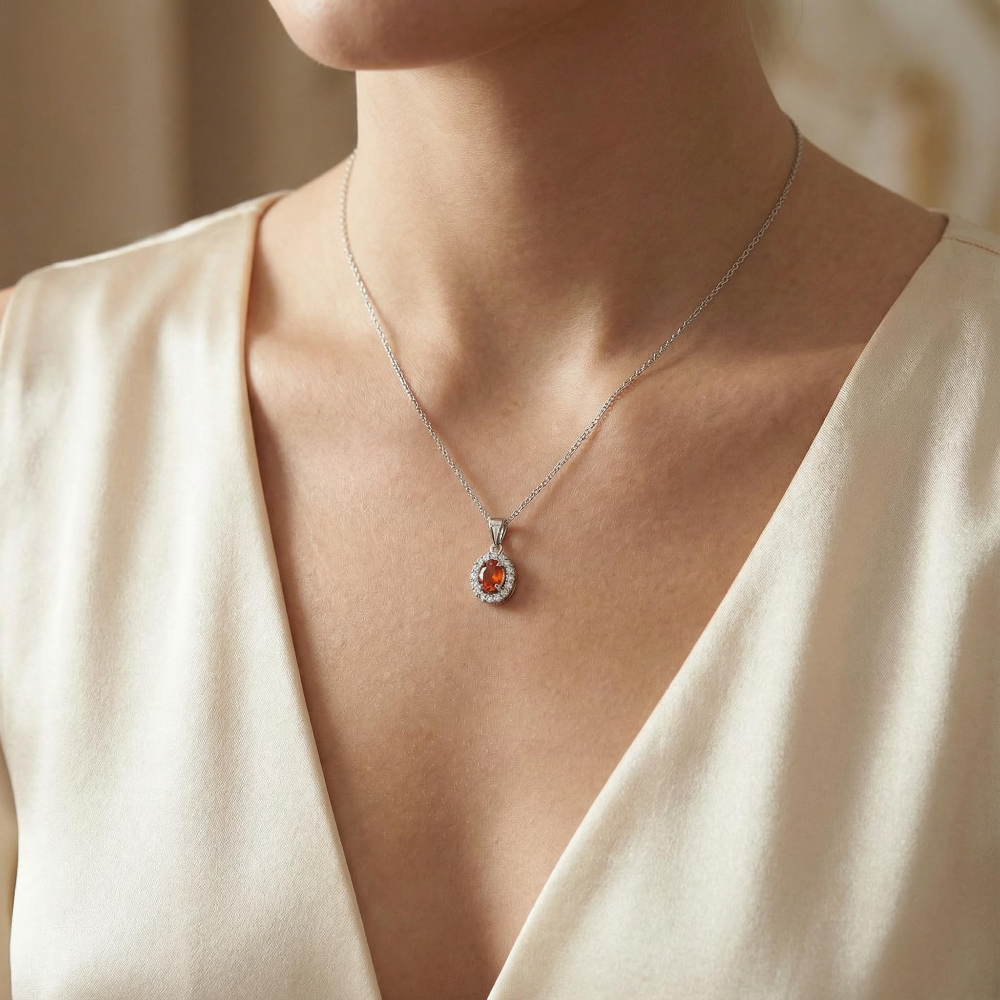 Ciondolo Donna – oro bianco 18 carati – 0.64 g – pietra arancione sfaccettata, pavé bianco scintillantee – Valore rifugio – Idea regalo – Punzone 750 – Certificato di autenticità