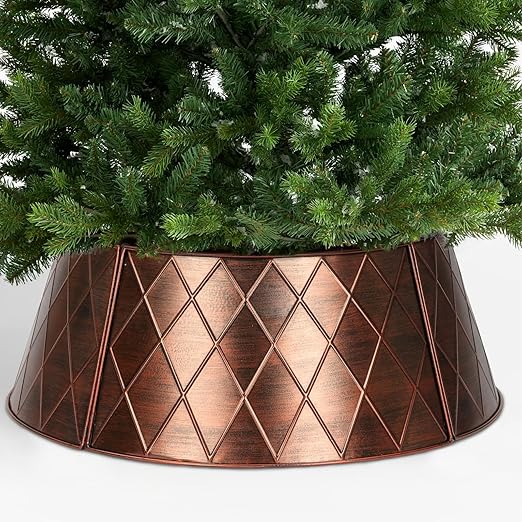 Metal Christmas Tree Collar Decoration, 23’’D Antique Brass Christmas Tree Ring with Rhomboid-Patterned Basket Base Cover - Brass