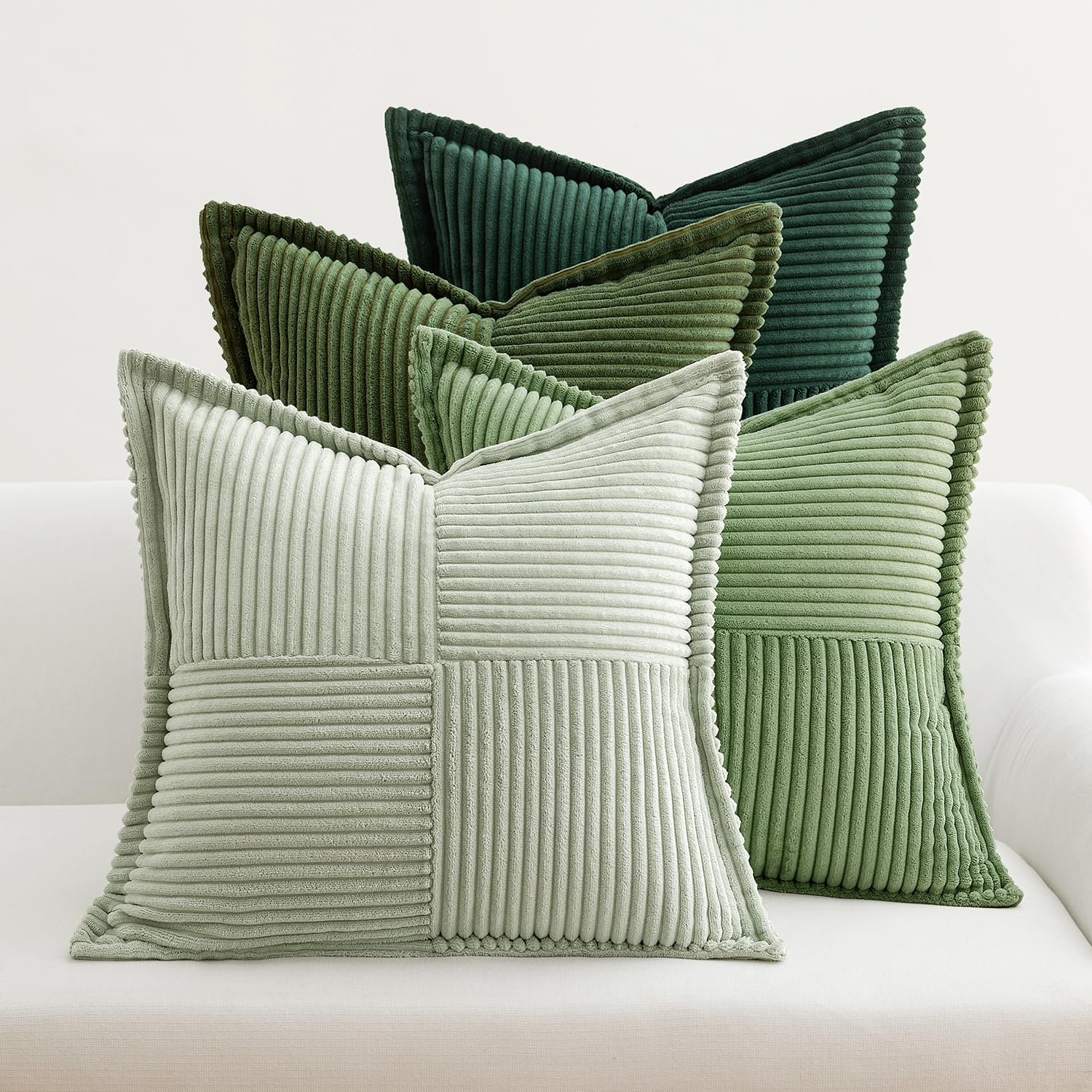 EMEMA fluwelen kussensloop 4-delige set kerstpatroon 45 x 45 cm decoratieve kussenhoes decoratief bankkussen cord decoratieve kussens voor bank thuis