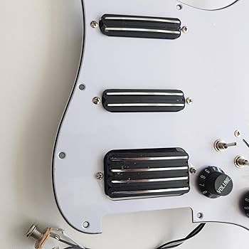 Amazon | SSHプリワイヤードギタースタートピックガードセット