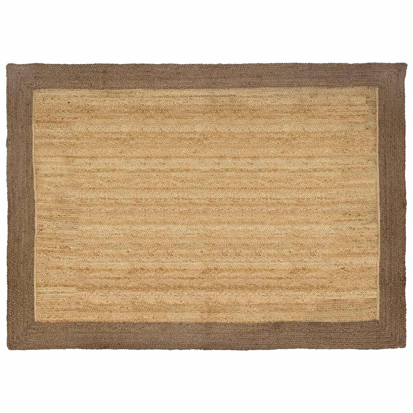 Tapis de salon en jute naturel gris pour réchauffer un grand espace intérieur