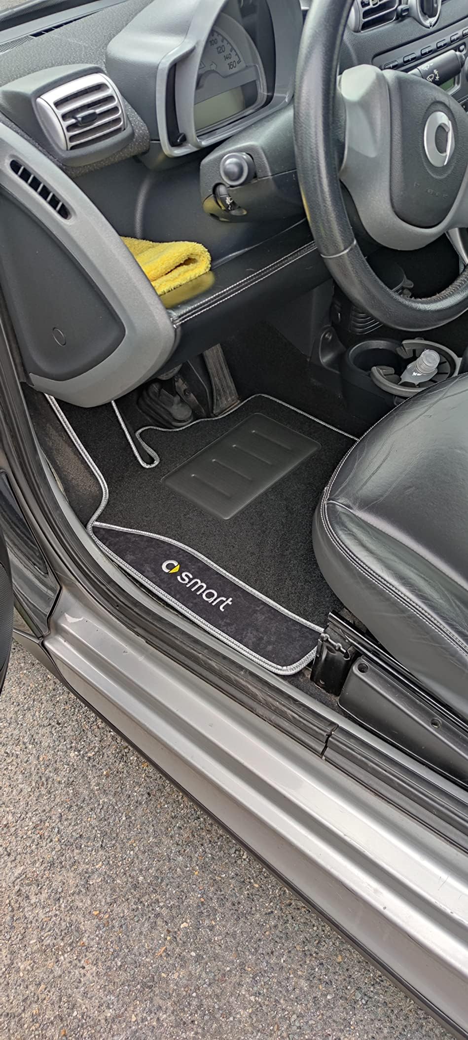 Il Tappeto Auto Fußmatten für Smart ForTwo W451, Baujahr 2007-2014, bunt bestickt ND silber / schwarz