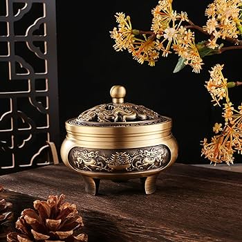 Amazon.com: xiexuelian 复古中式黄铜带盖平底香炉家用室内雕花供奉