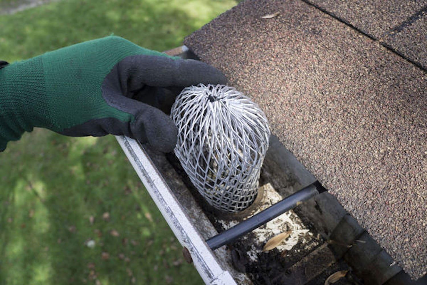 Gutter Guard 3 Inch Expand Aluminum Filter Strainer. Stops Blockage Leaves Debris. Pack of 4. by Massca (Aluminum 3 inch)