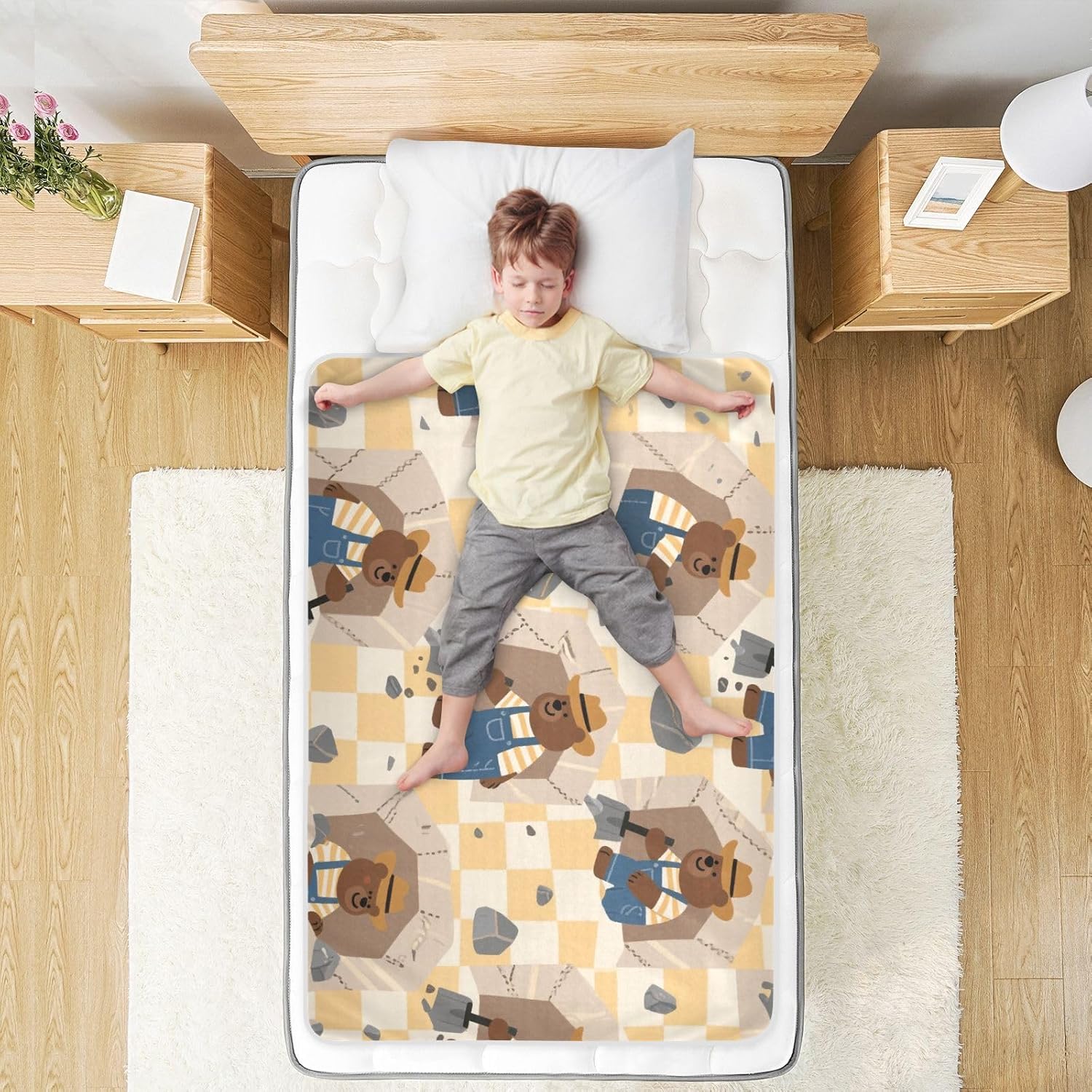 Cartoon Brown Beer Workers Extra Large Resuable Bed Underpads Soft Absorbent Diaper Changing Pad Cute Cool Incontinence Pads for Toddler Kids , 52" L x 34" W