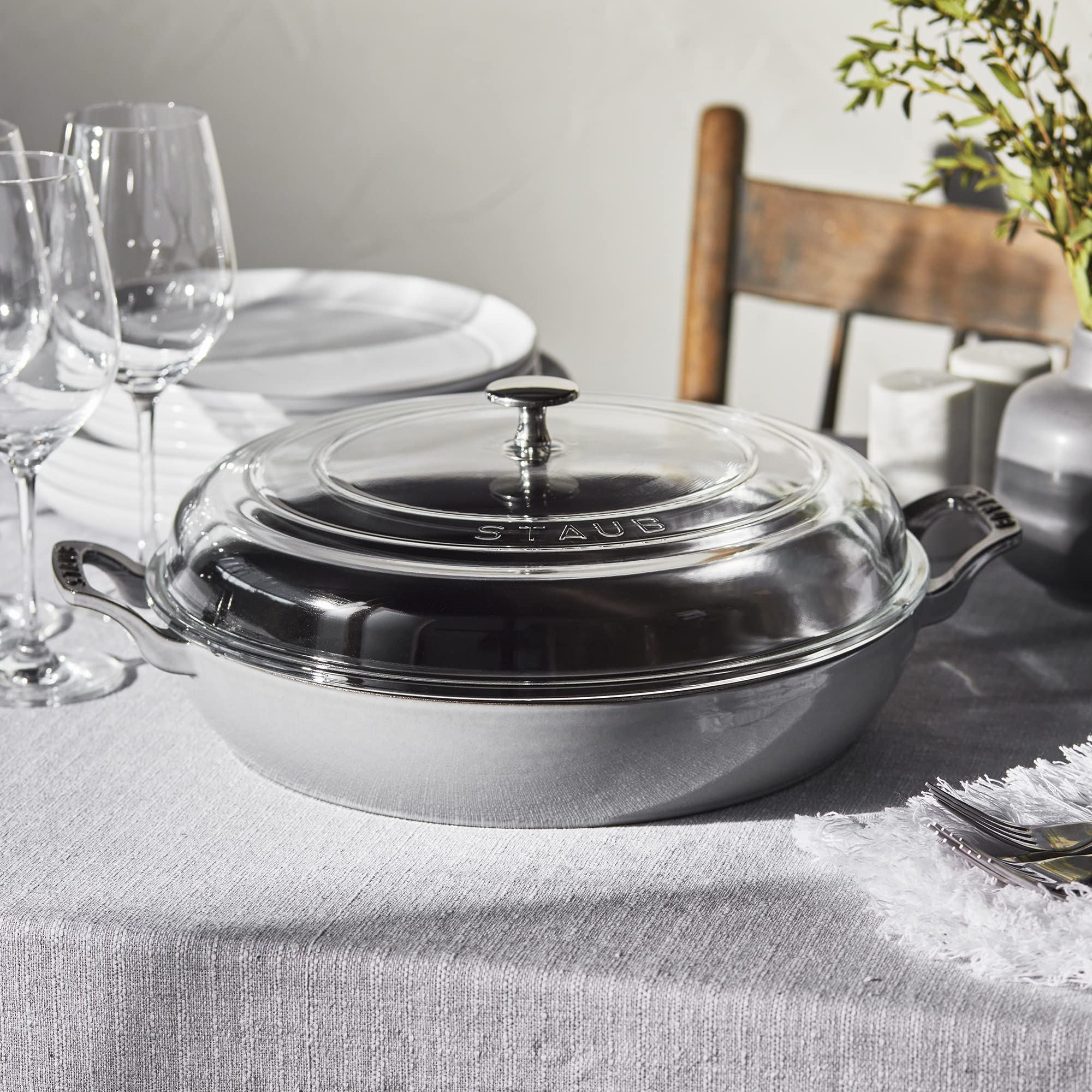 Amazon.co.jp: Staub 鋳鉄 3.5クォート ブレイザー ガラス蓋付き