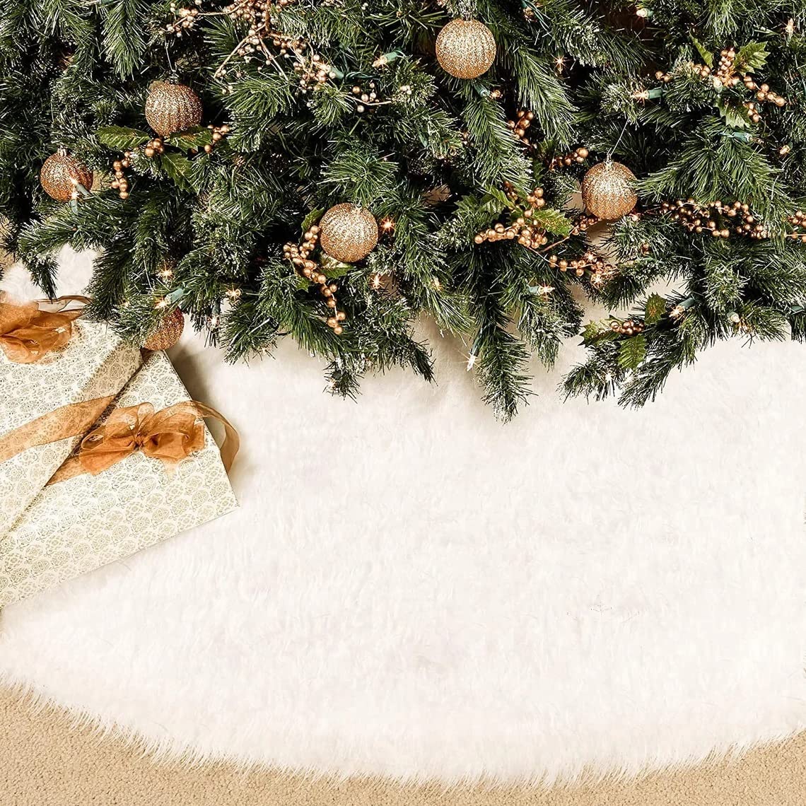 The Chair Cover Company White Christmas Tree Skirt Base Faux Fur Xmas Floor Mat Ornament Decoration (80Cm)