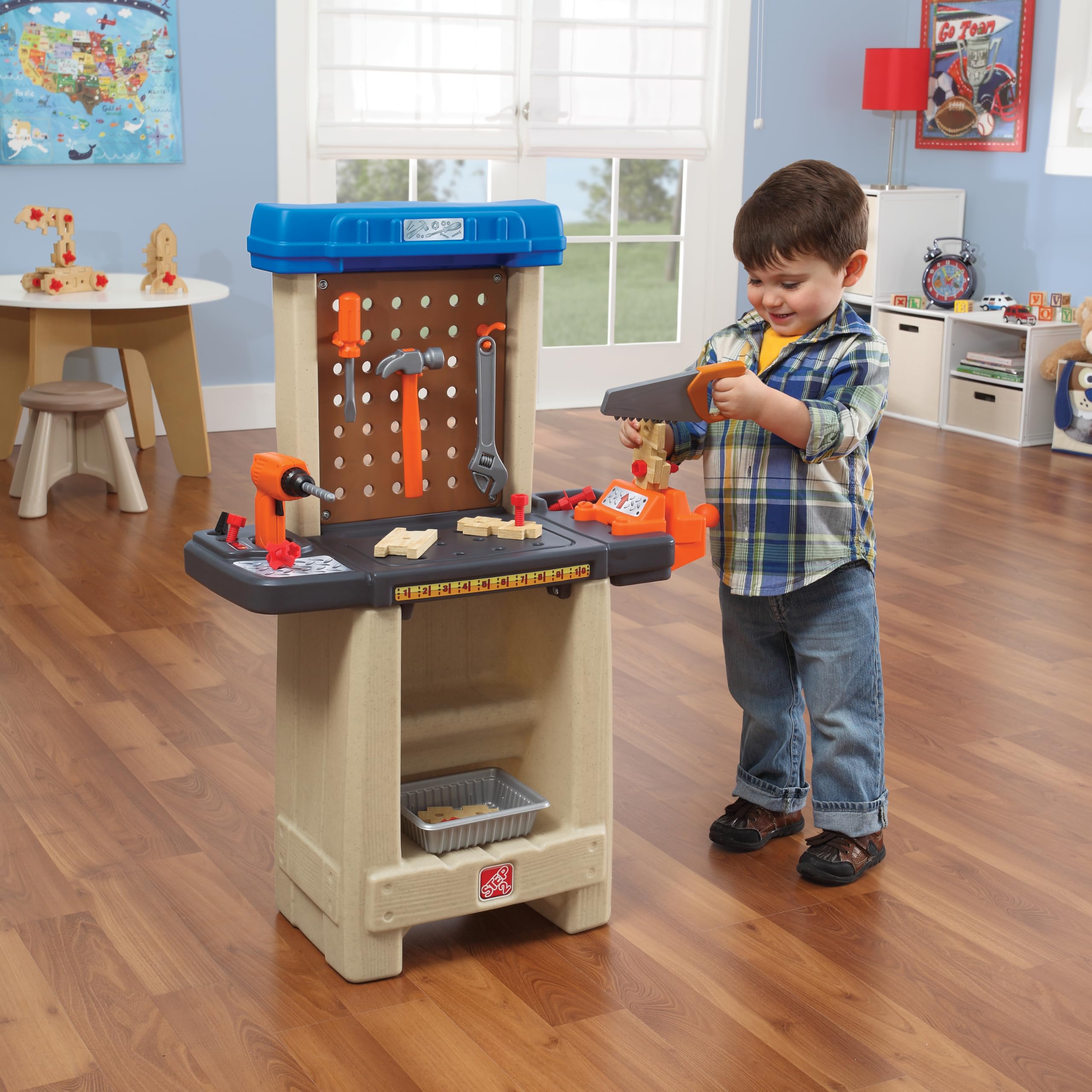 Step2 Handy Helper's Workshop Etabli pour Enfant | Jeu de Bricolage avec Outils & Kit d'Accessoires de 22 Pièces | Jouet en Plastique pour Enfants