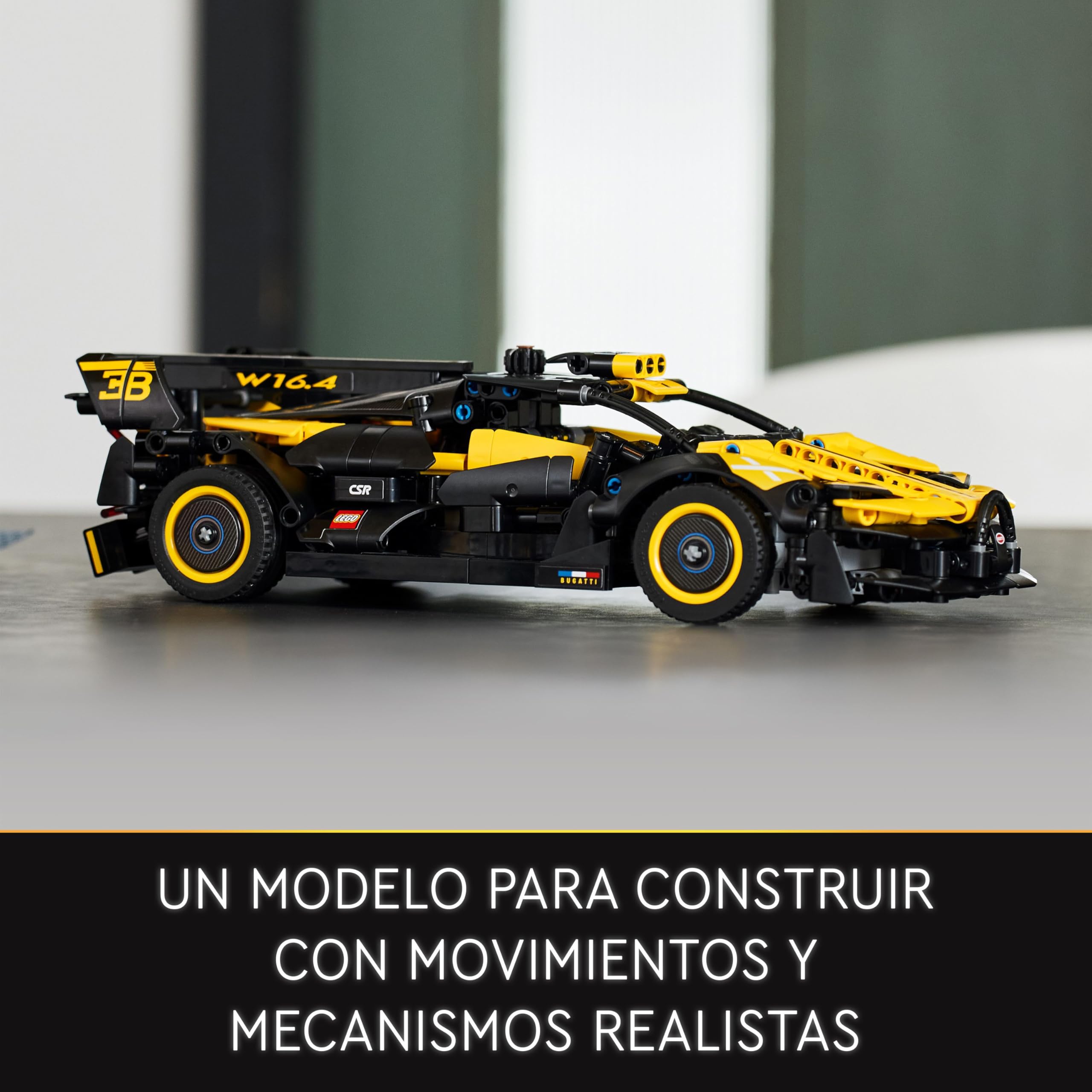 LEGO Technic Bugatti Bolide Maqueta de Coche Deportivo Negro y Amarillo para Construir, Vehículo para Carreras de Juguete Coleccionable, Idea de Regalo para Niños y Niñas de 9 Años o Más 42151