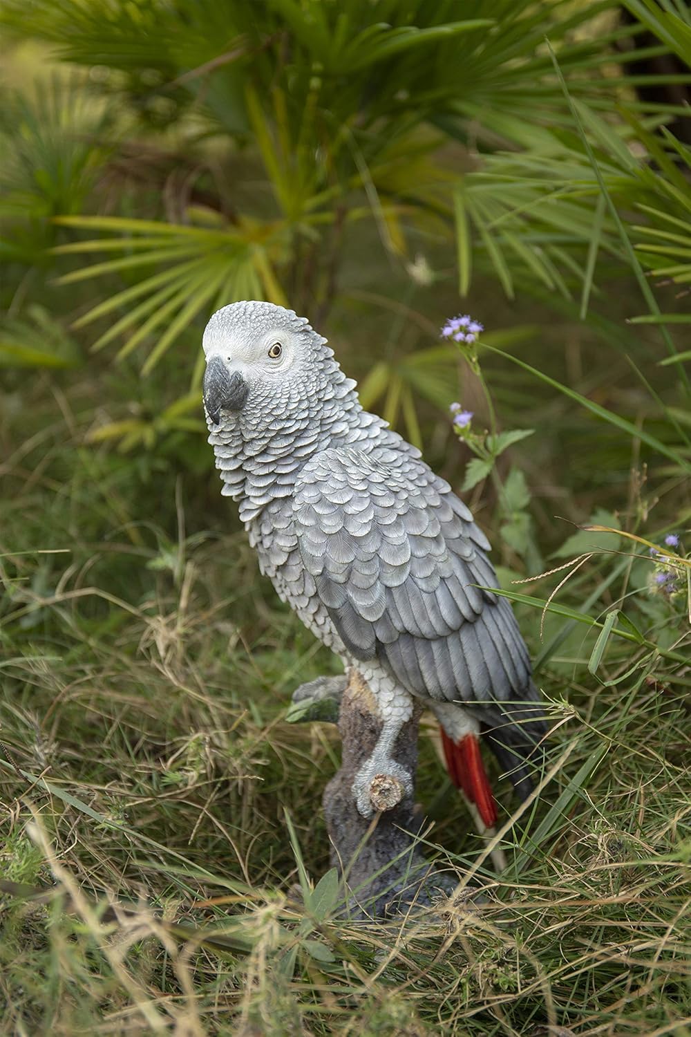 Grey Gabon Parrot on Stump Resin Indoor/Outdoor Statue