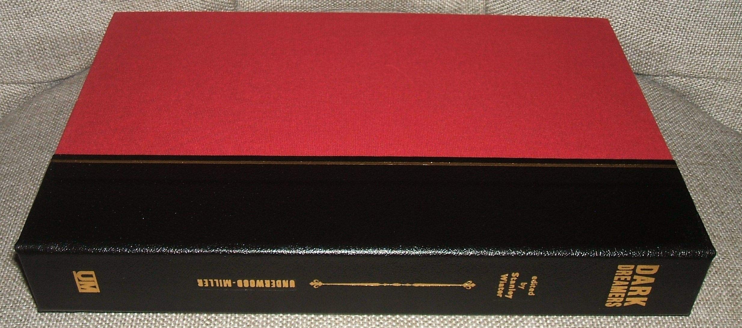 Cover of Dark Dreamers: Conversations with the Masters of Horror