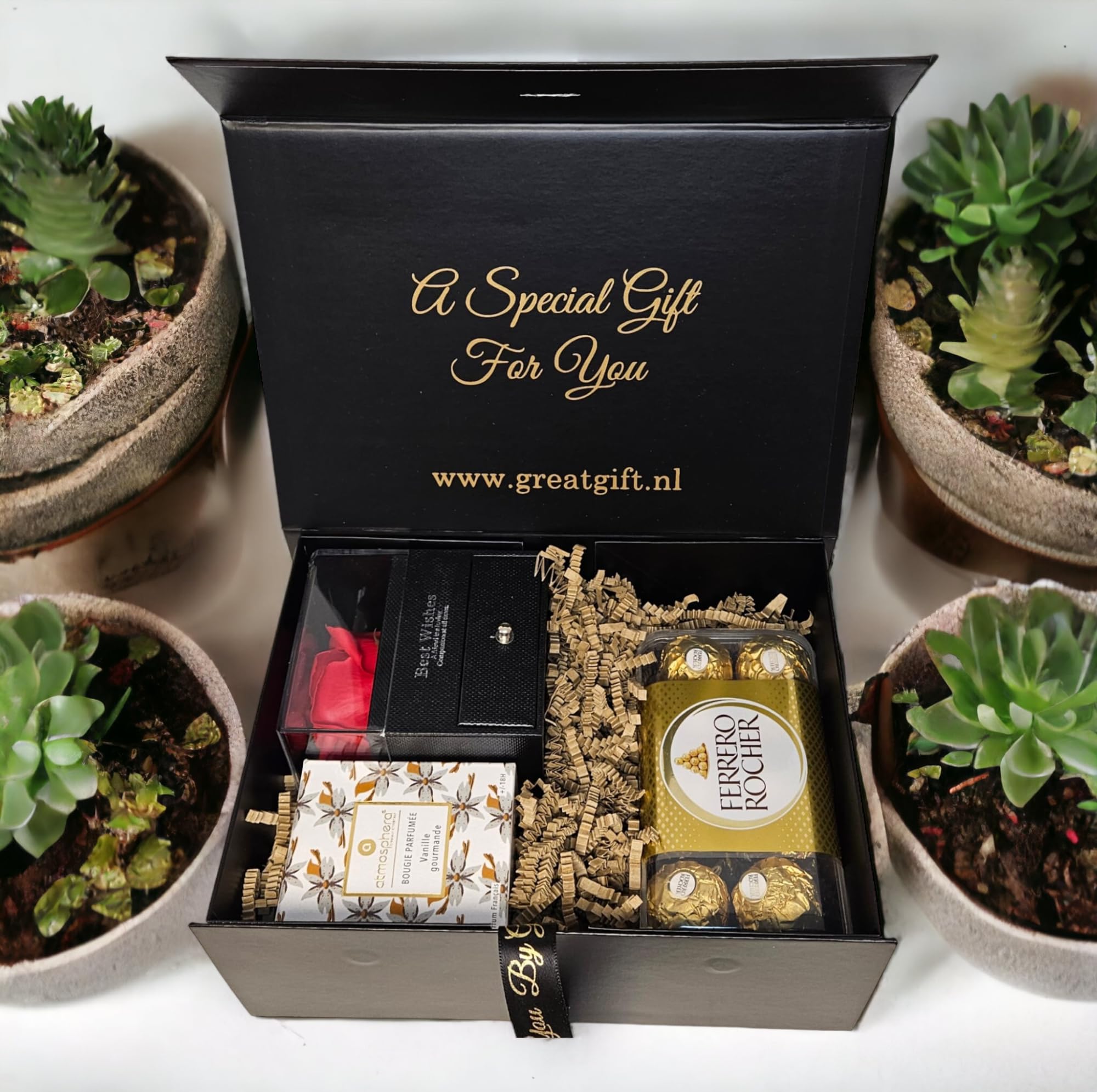 Coffret cadeau pour elle avec collier de coeurs en 100 langues I Love You - In Luxury Gift Box with Eternal Rose - Coffret cadeau pour elle avec chocolat