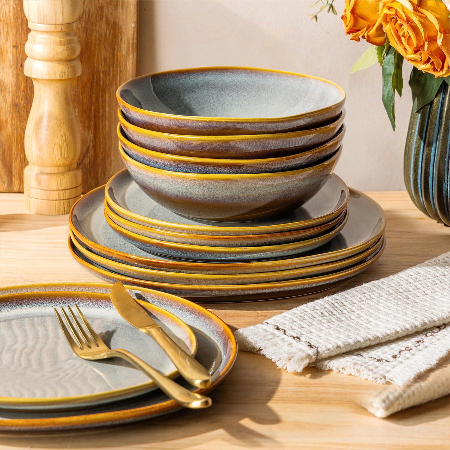 TheTerra Ceramic Dinnerware Set for 4, 12-Piece Plates and Bowls Set | Handmade Reactive Glaze Dish Set, Scratch Resistant, Oven &amp; Microwave &amp; Dishwasher Safe, Dusk Blue