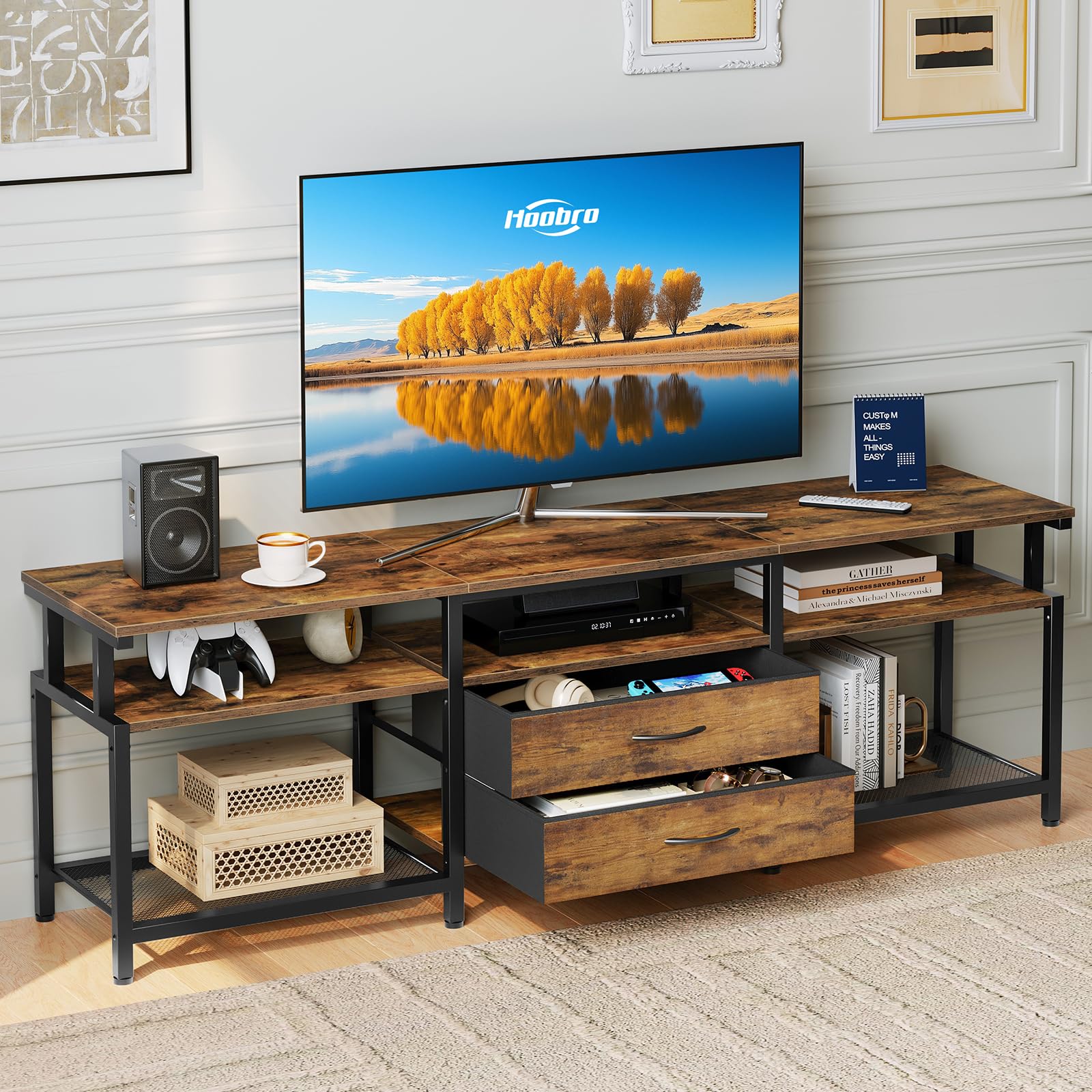 HOOBRO Mueble de TV, Soporte de Televisores de hasta 75 Pulgadas, Mueble Multimedia con Almacenamiento, Consola para TV con Estantes y 2 Cajones, para Salon, Marrón Rústico y Negro EBF55DS01