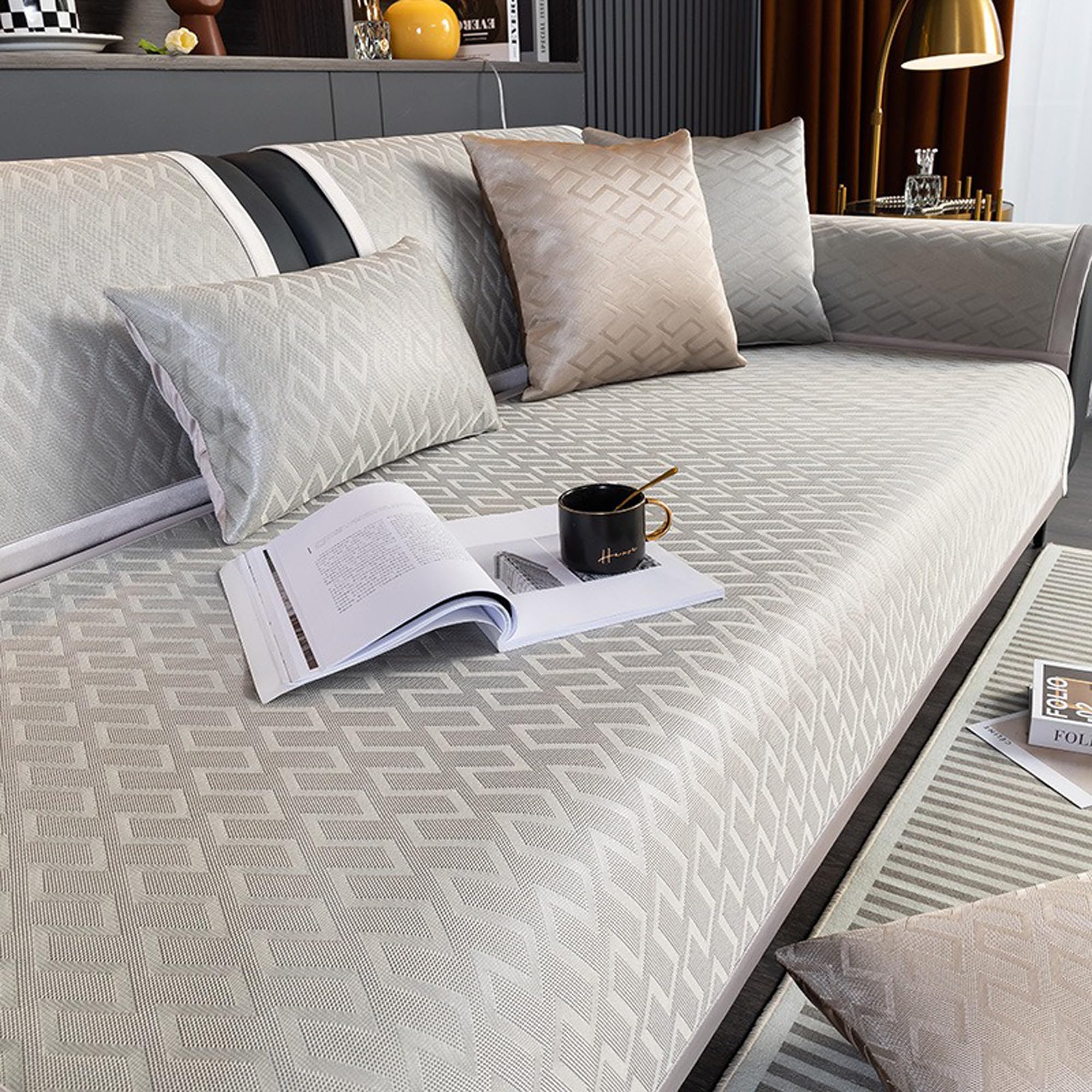 Housse canapé Tencel fraîcheur été : protégez votre salon avec ce tapis d'assise anti-glisse