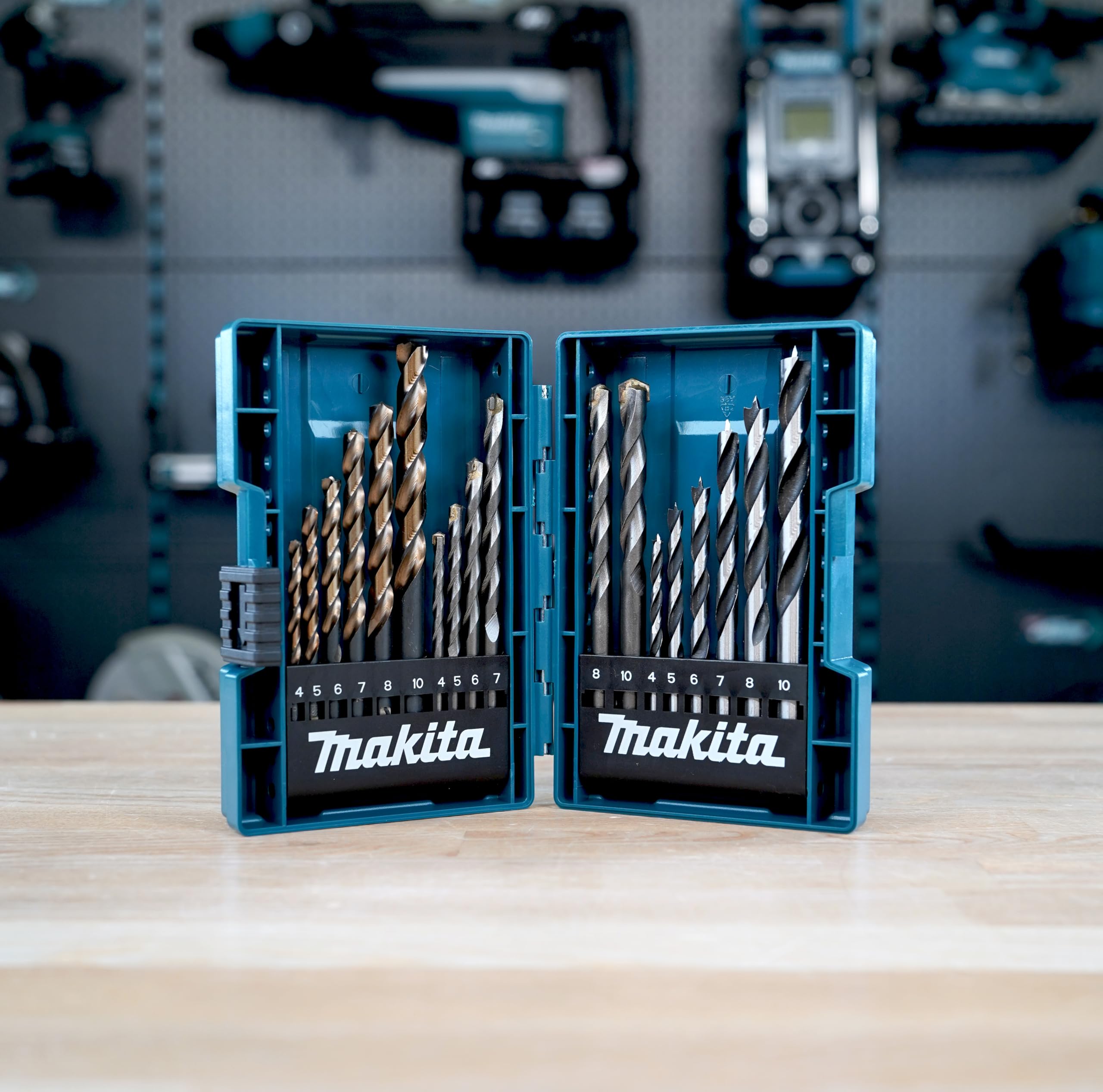 Amazon.co.jp: マキタ コンビセット 18点 マルチカラー 18点セット B