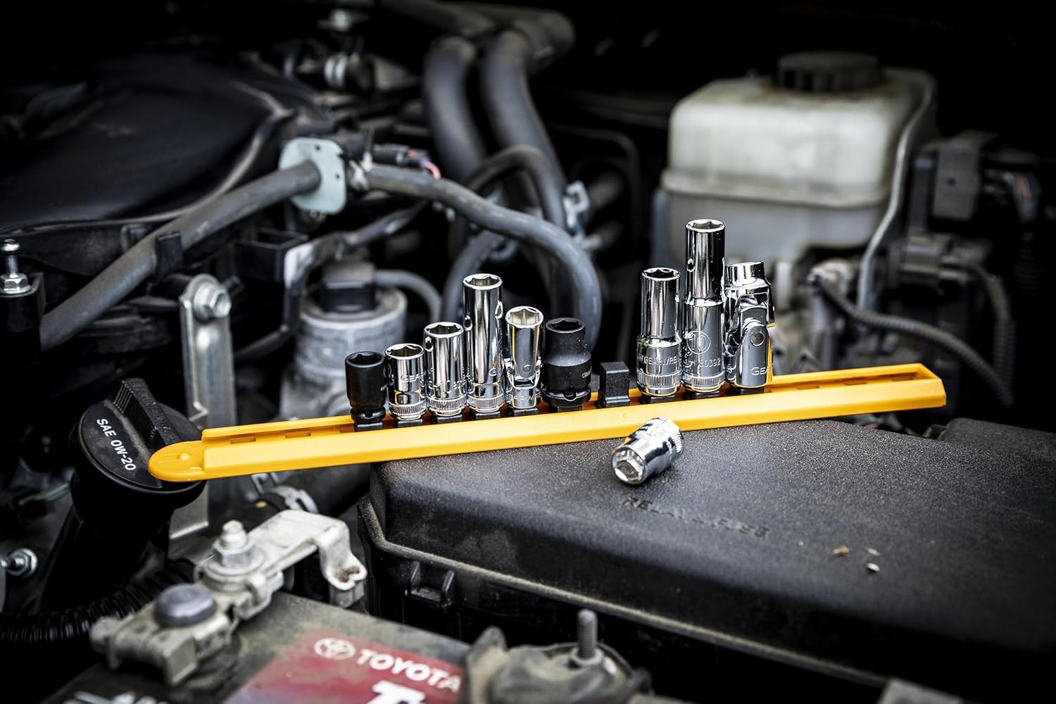 GEARWRENCH 10 Pc. 1/4" & 3/8" Drive 6 Pt. Single Size Socket Set, 10mm - 80319