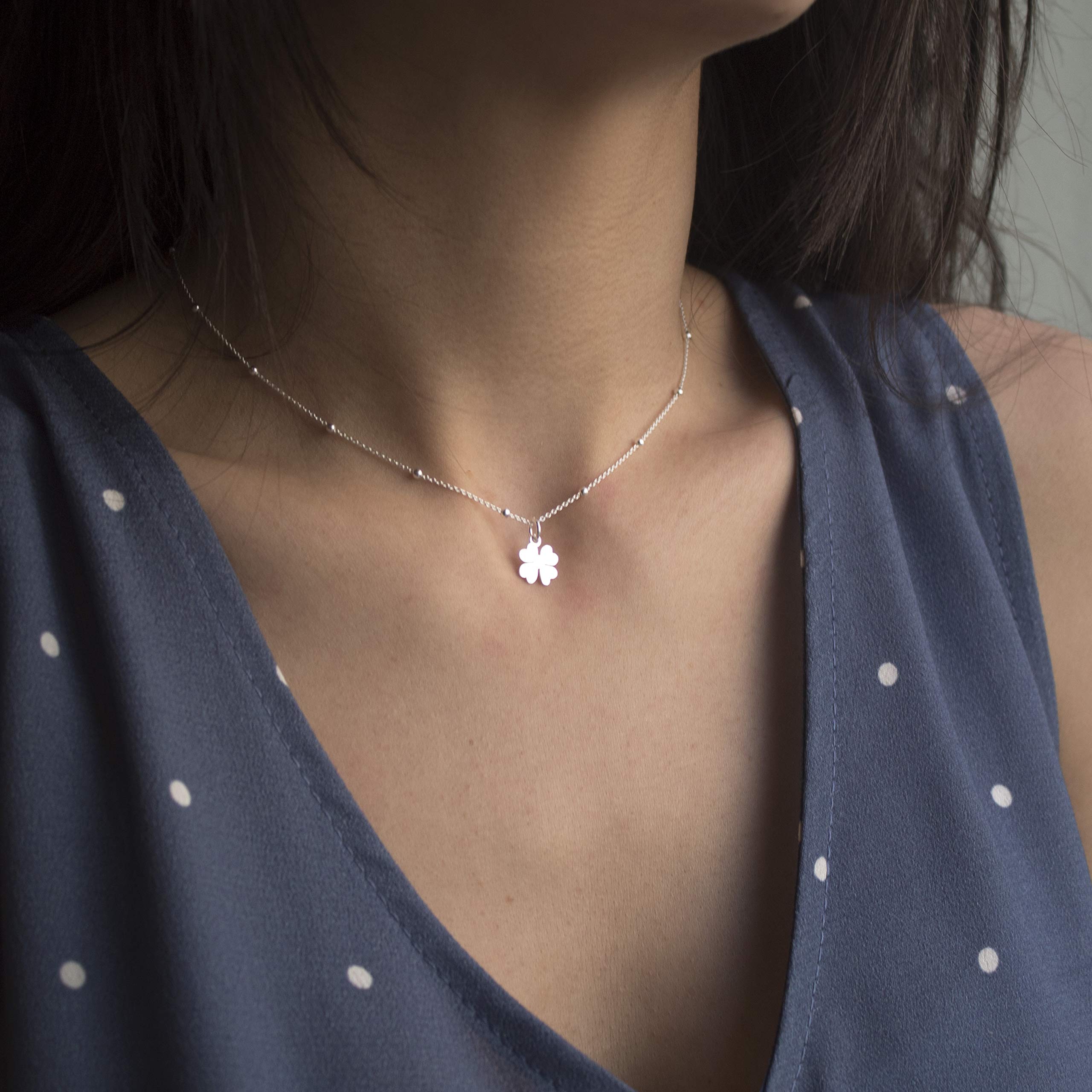Collar con Colgante Trébol de Cuatro Hojas para Mujer, Chica Joven, Niña en Plata de Ley 925, Gargantilla Collar Suerte en Caja de Regalo