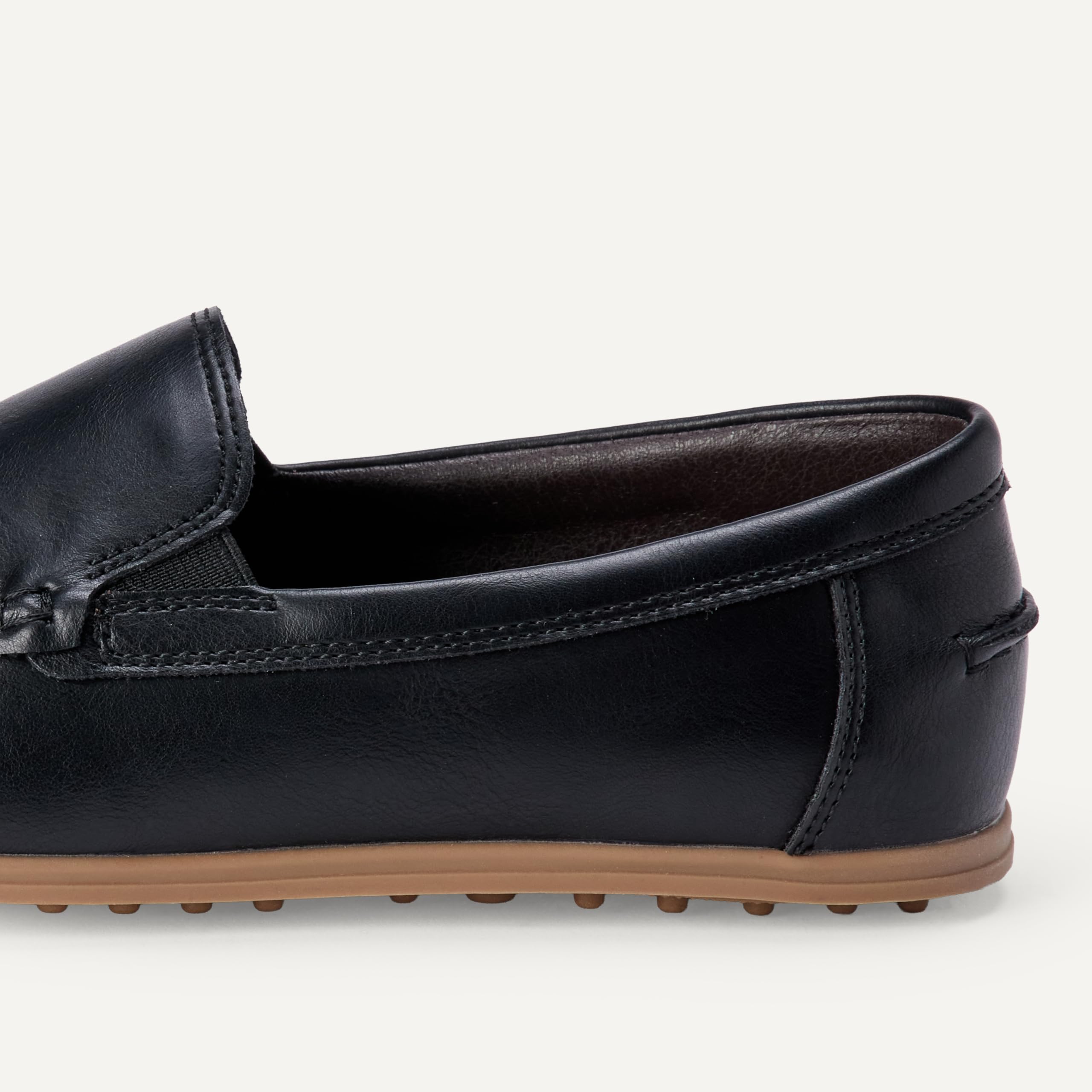 Amazon Essentials Boys' Slip-On Moc Toe Loafers with Memory Foam — view 5