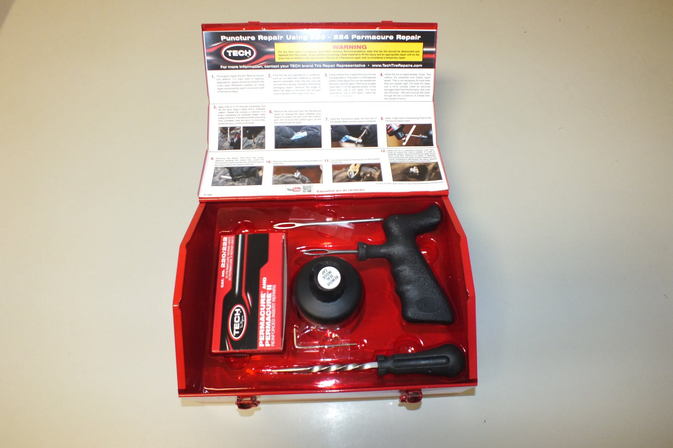 TECH Permacure Passenger 215 - Kit de reparación de neumáticos