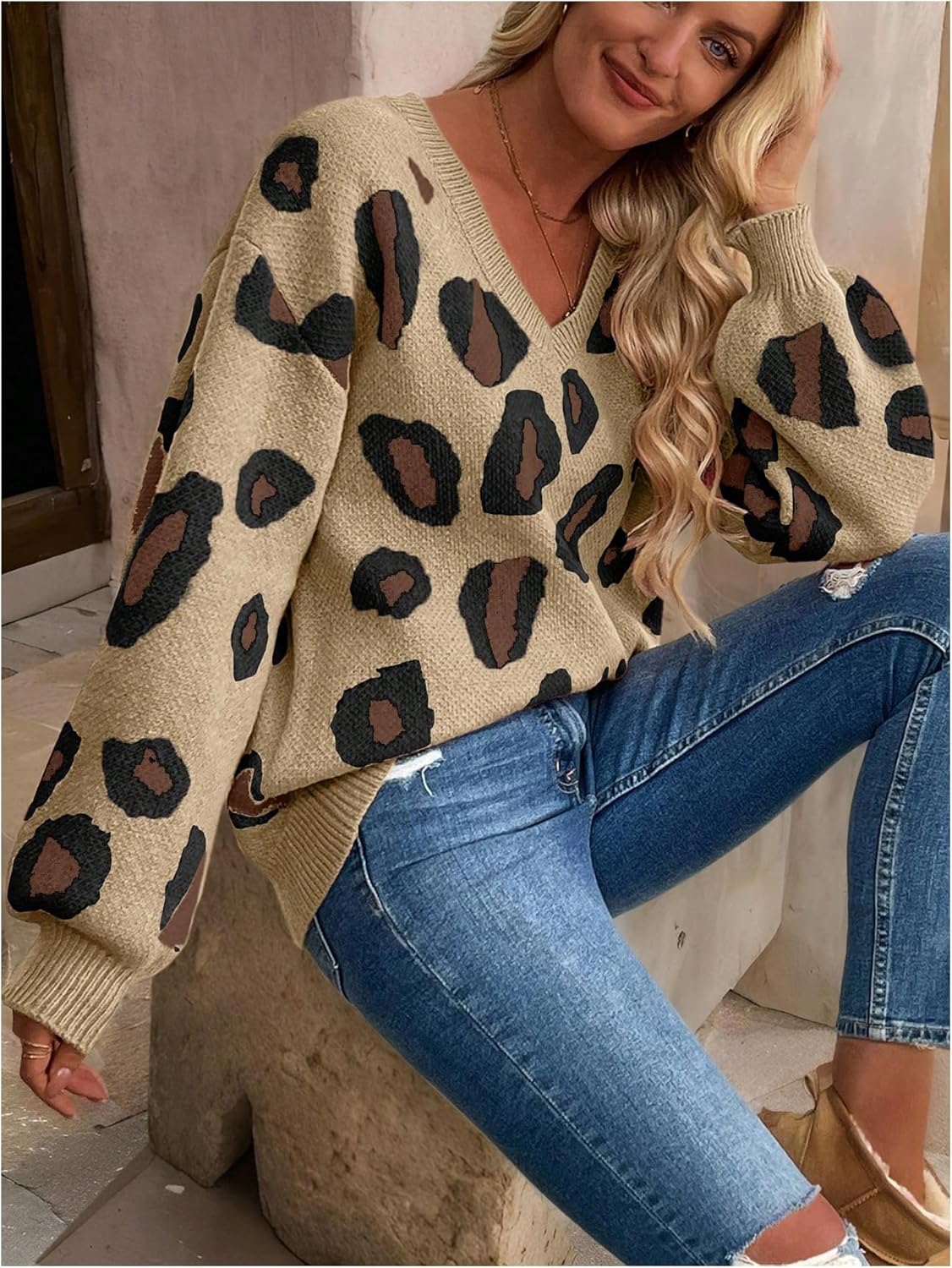 OYOANGLE Women's Leopard Print Fall Sweater 2025 Pullover V Neck Long Sleeve Jumpers Tops - Image 2