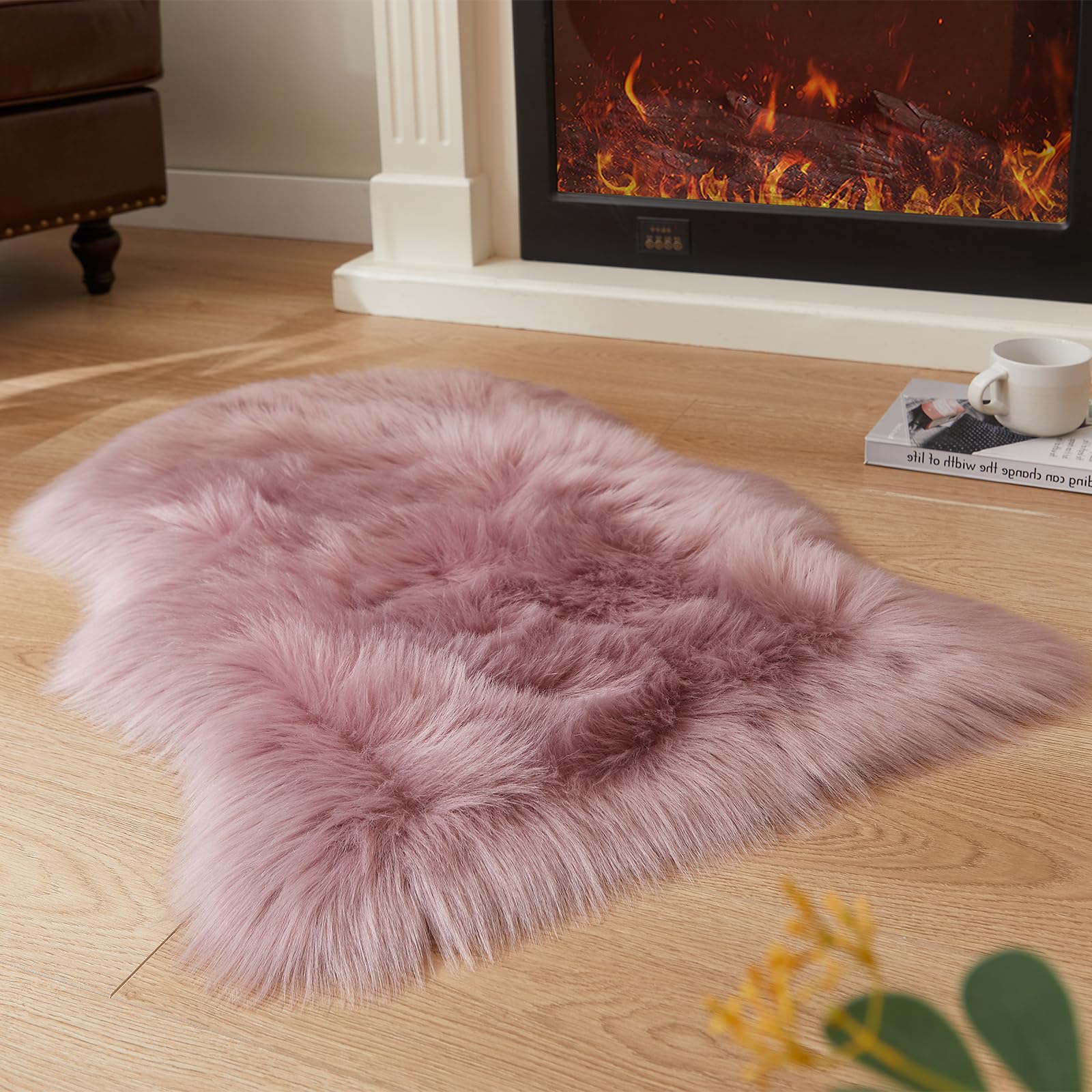 EasyJoy Ultra Soft Fluffy Shaggy Area Rug Faux Fur Rug Chair Cover Seat Pad Fuzzy Area Rug for Bedroom Floor Sofa Living Room (2 x 3 ft Sheepskin,