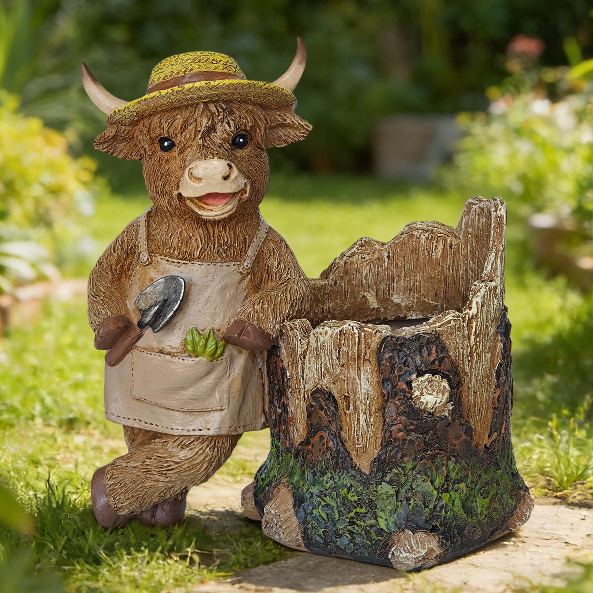 Highland Cow Planter Ornament, Resin Cow Statue with Tree Stump Flower Pot