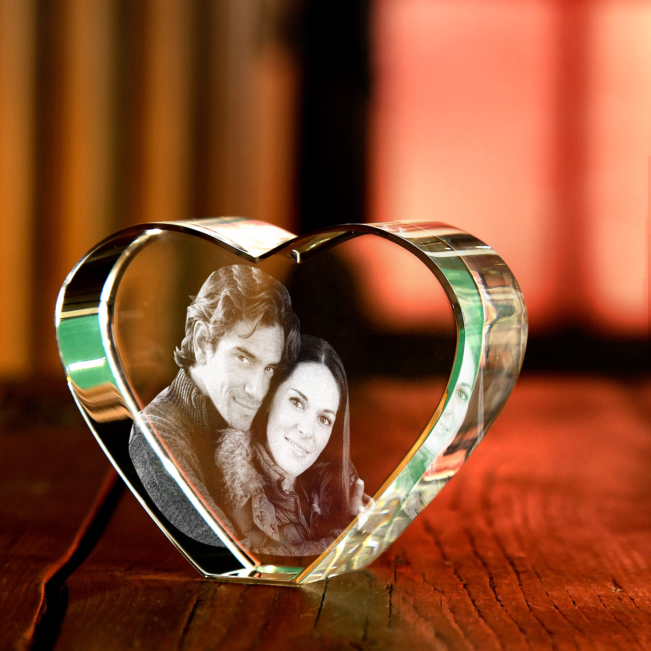 Cuore di Cristallo Personalizzato con Foto - Incisione 3D a Laser - Idea Regalo Personalizzabile con Fotografia e Scritta, per Coppia, Anniversario Matrimonio, San Valentino - CuoreV 7x8x3,5 cm