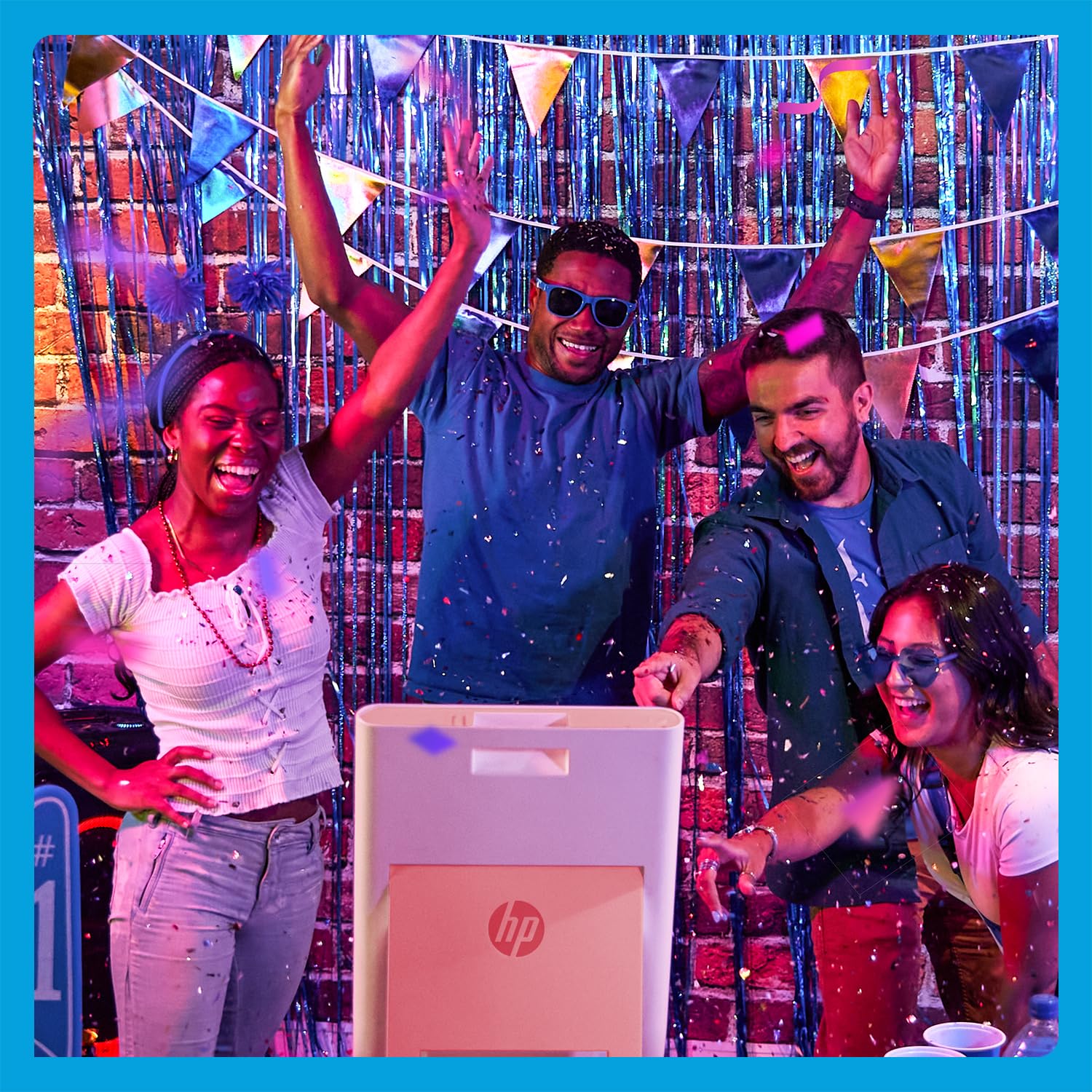 HP Sprocket Photo Booth Sofortbild-Farbfotodrucker, 10,1" (25,6 cm) Touchscreen, Ringlicht, individuelle Rahmen, 3 x 4 (7,6 x 10,1 cm) Zink-Fotopapier, Rosa.