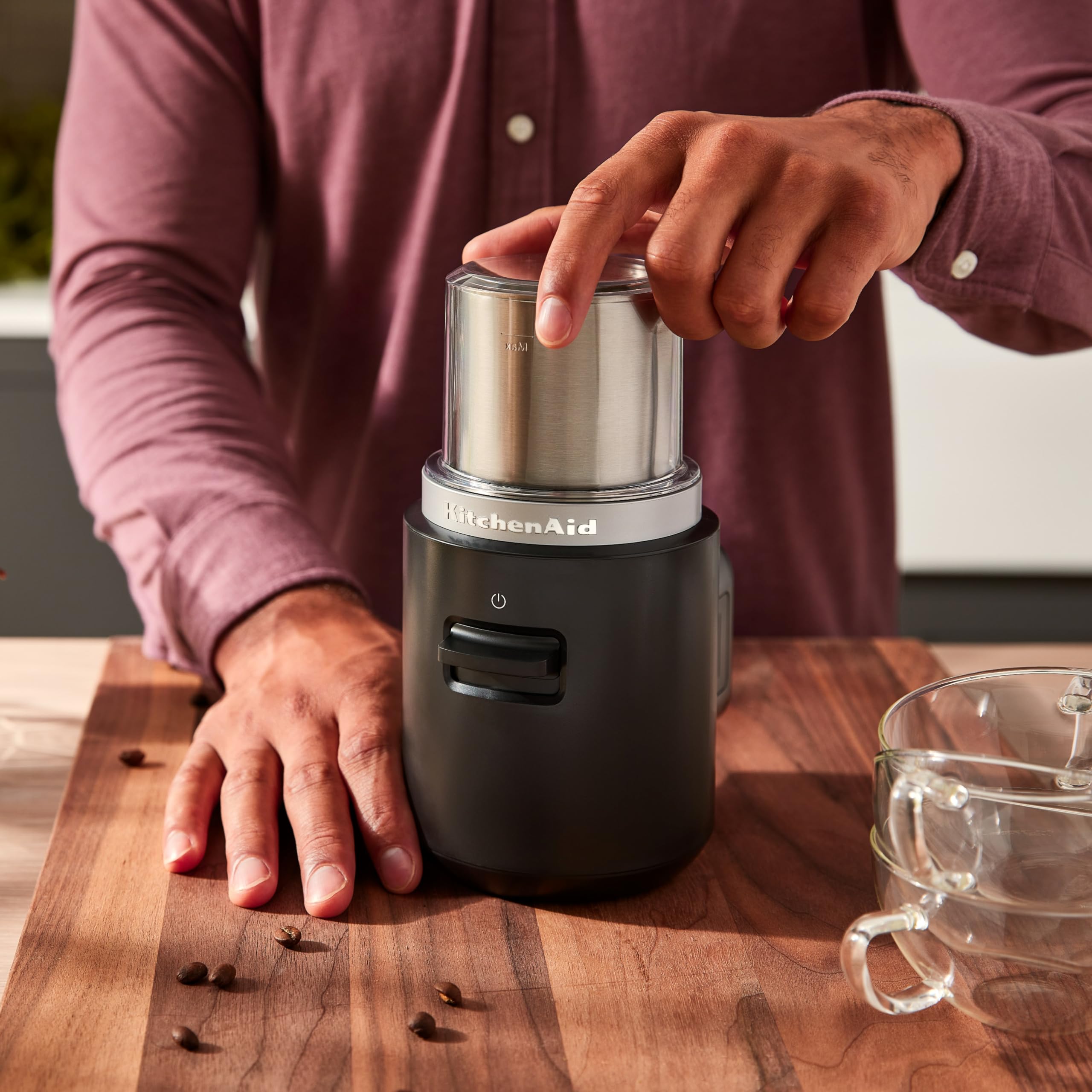 KitchenAid Go bezprzewodowy młynek do kawy 113 g czarny