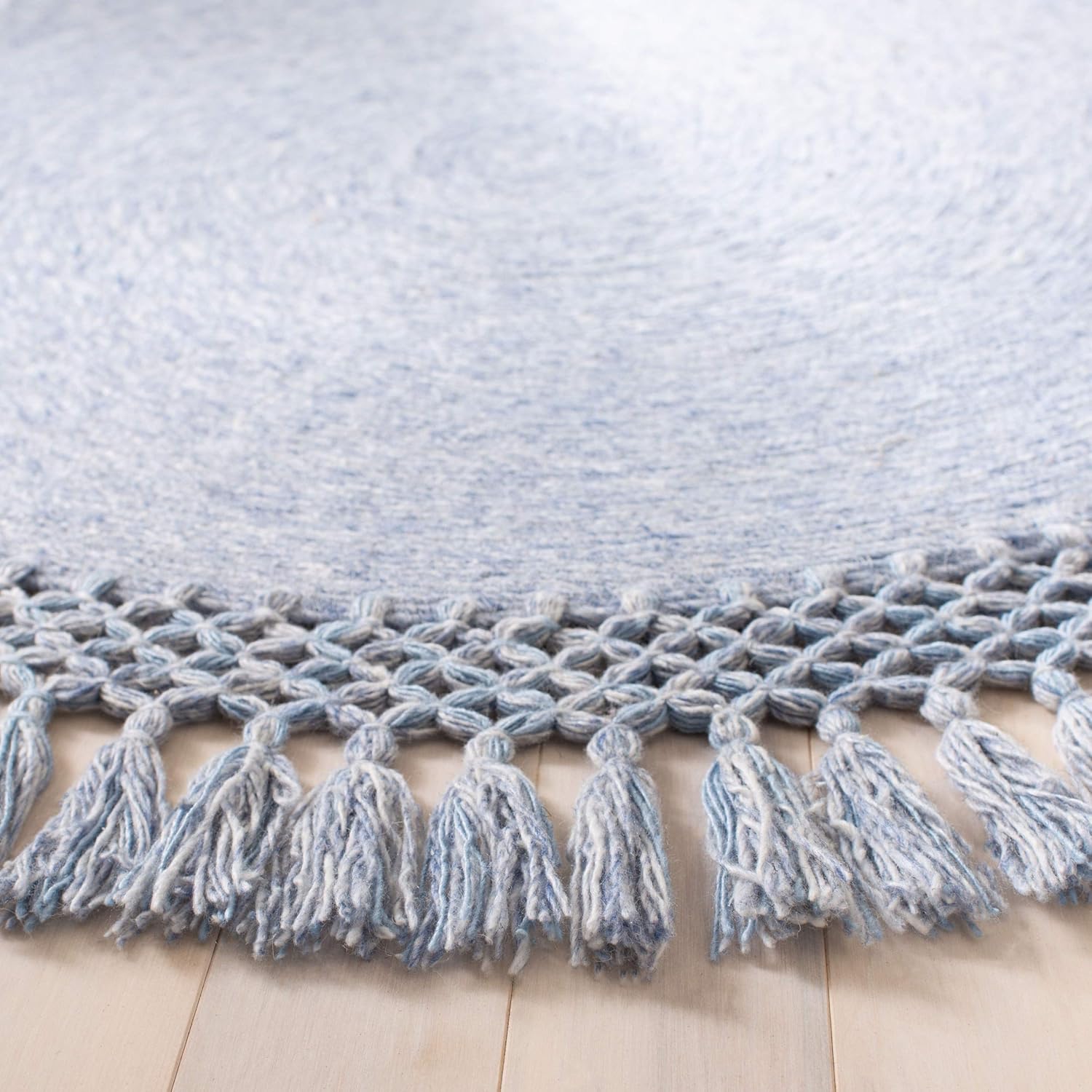SAFAVIEH Sahara Collection 3' Round Blue Denim SAH490L Handmade Boho Tassel Area Rug